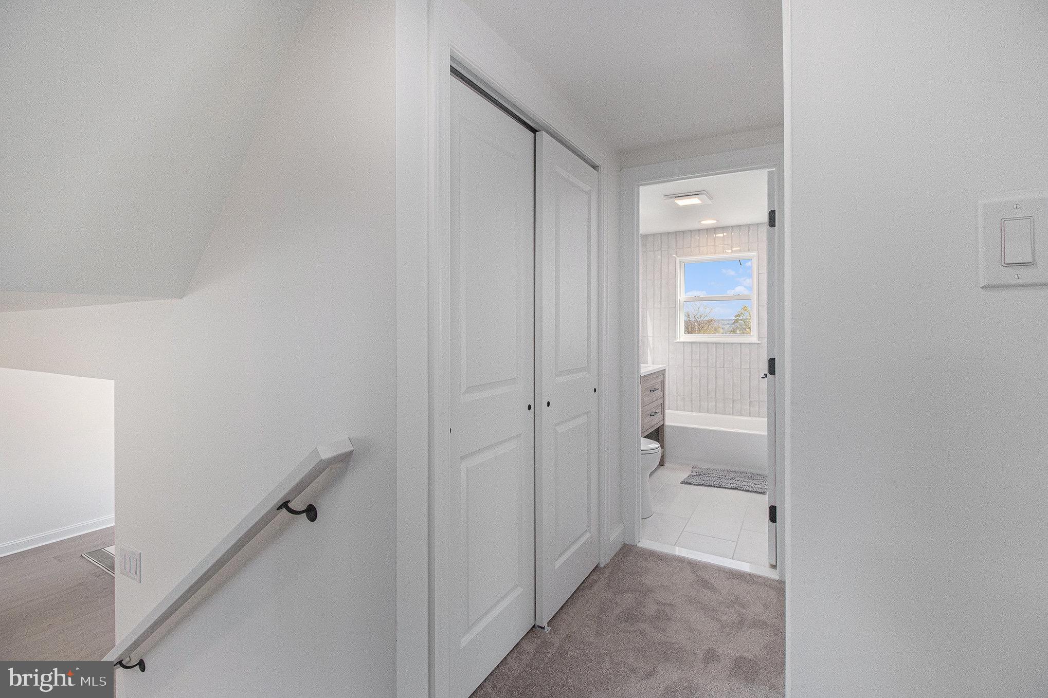 BELMONT TERR - Residential