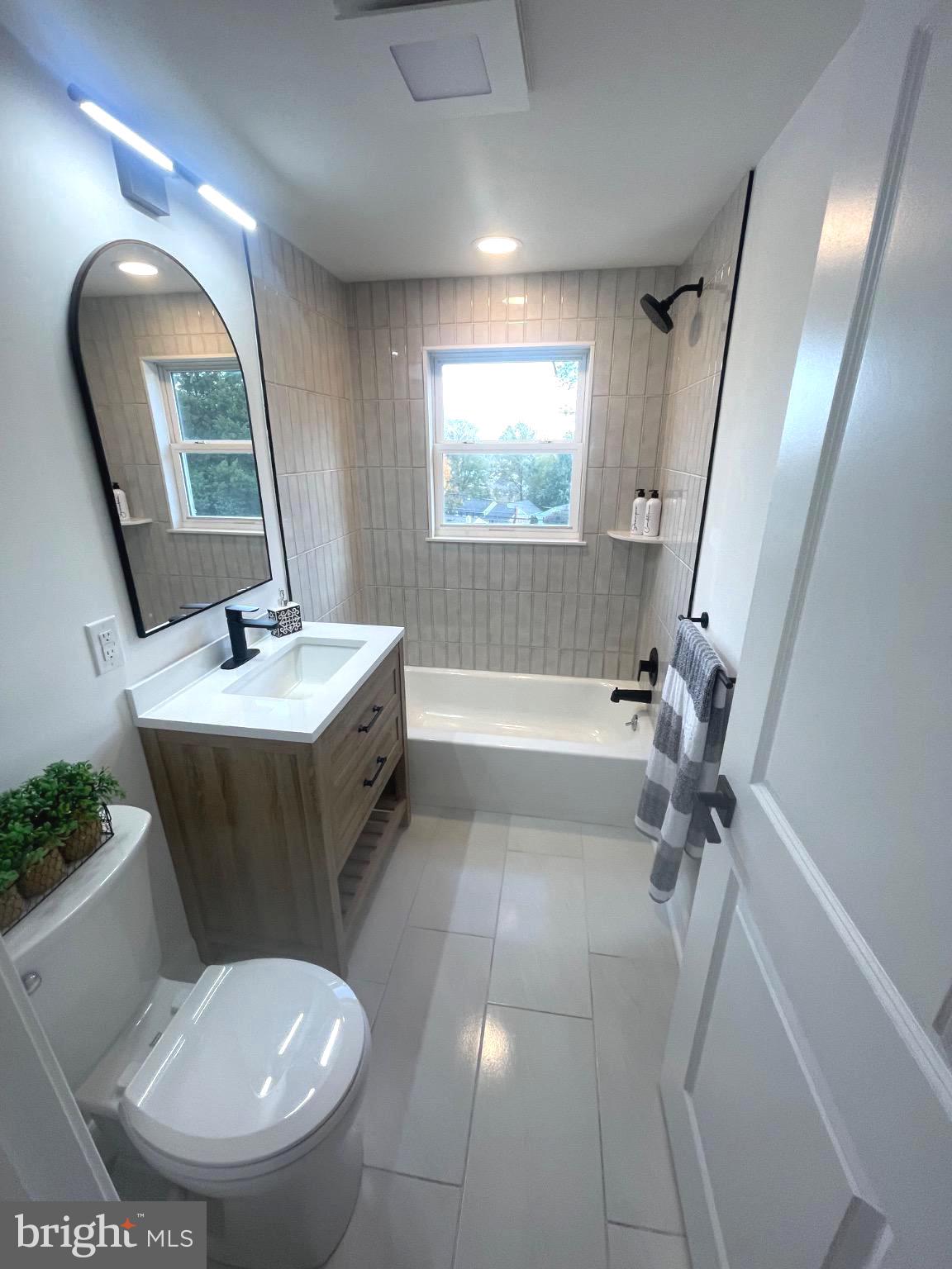 BELMONT TERR - Residential