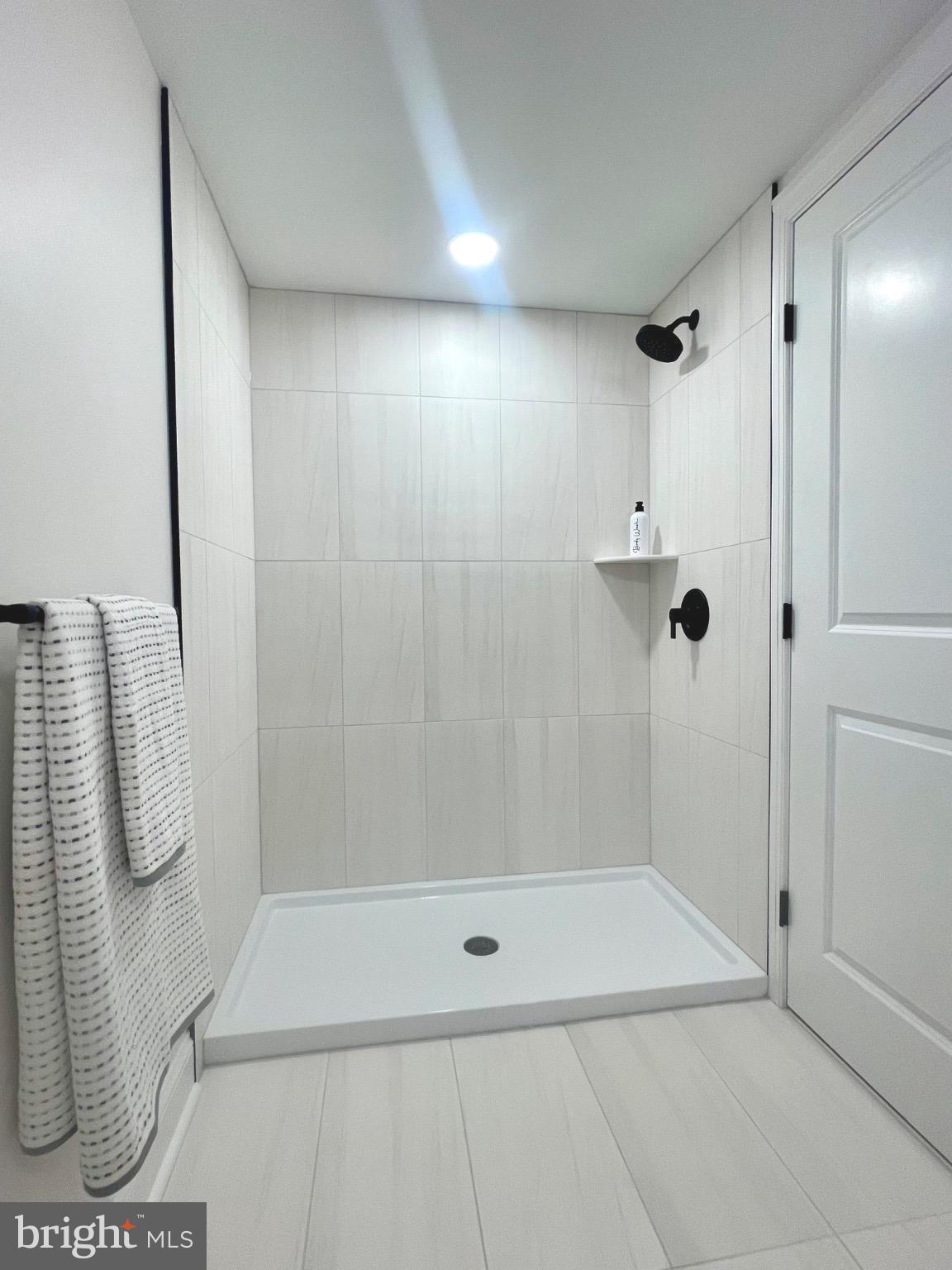 BELMONT TERR - Residential