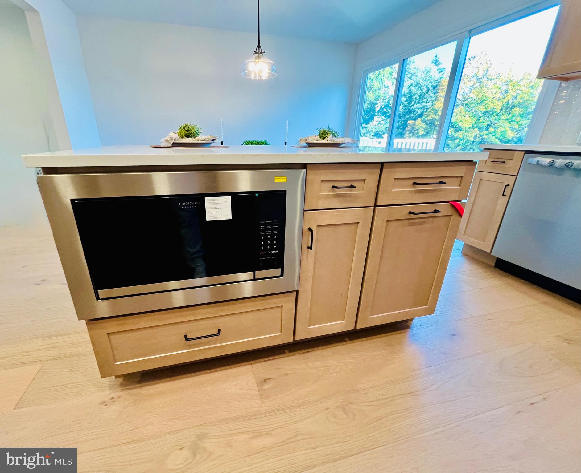 BELMONT TERR - Residential