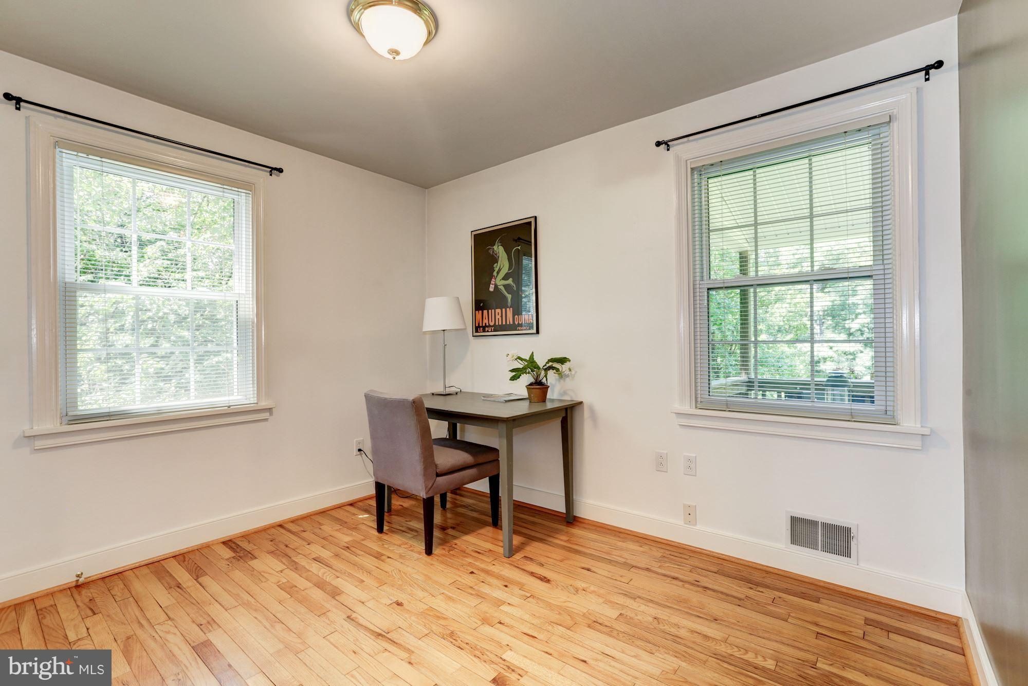 GLENMONT FOREST - Residential