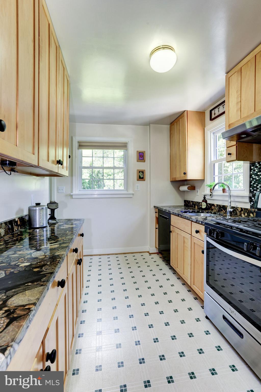 GLENMONT FOREST - Residential