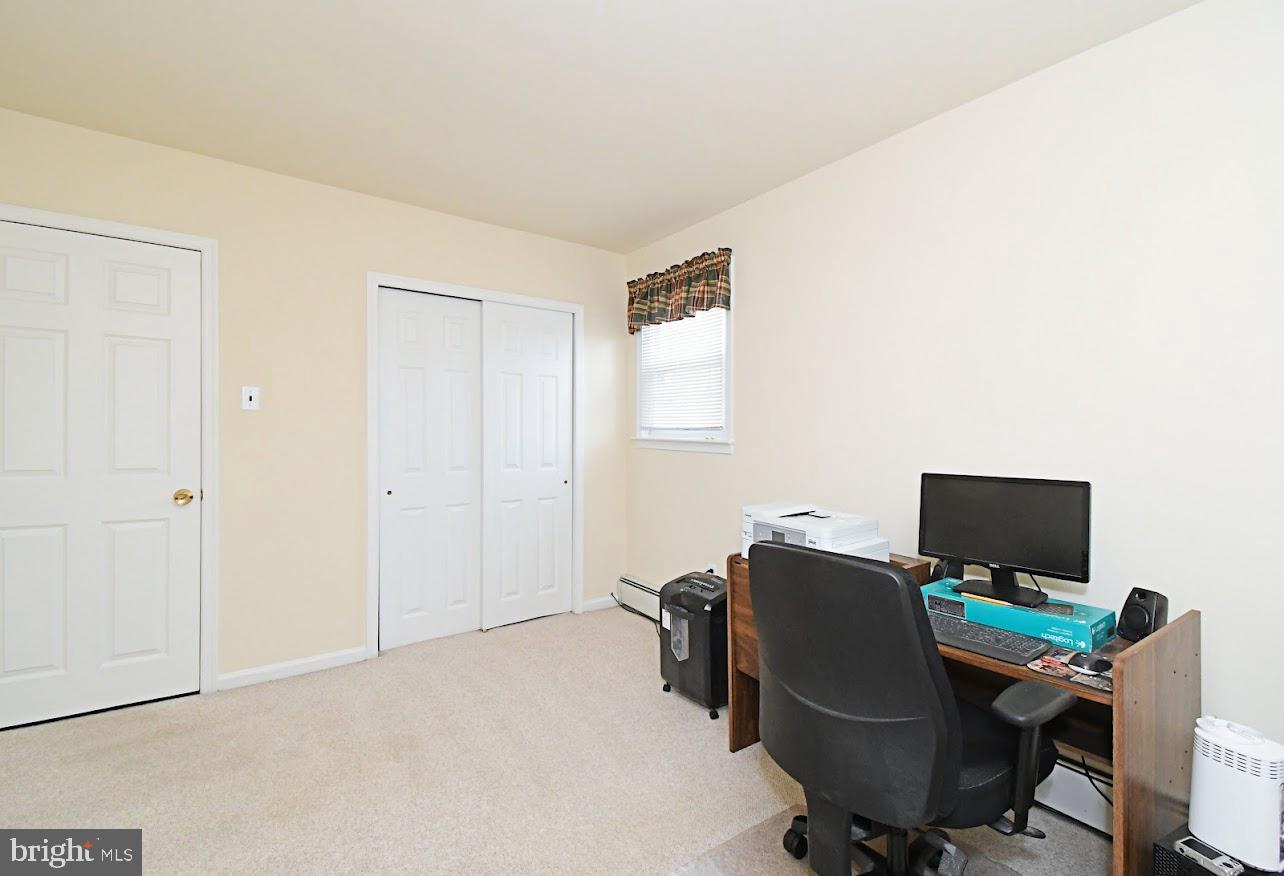 TOWER HILL - Residential