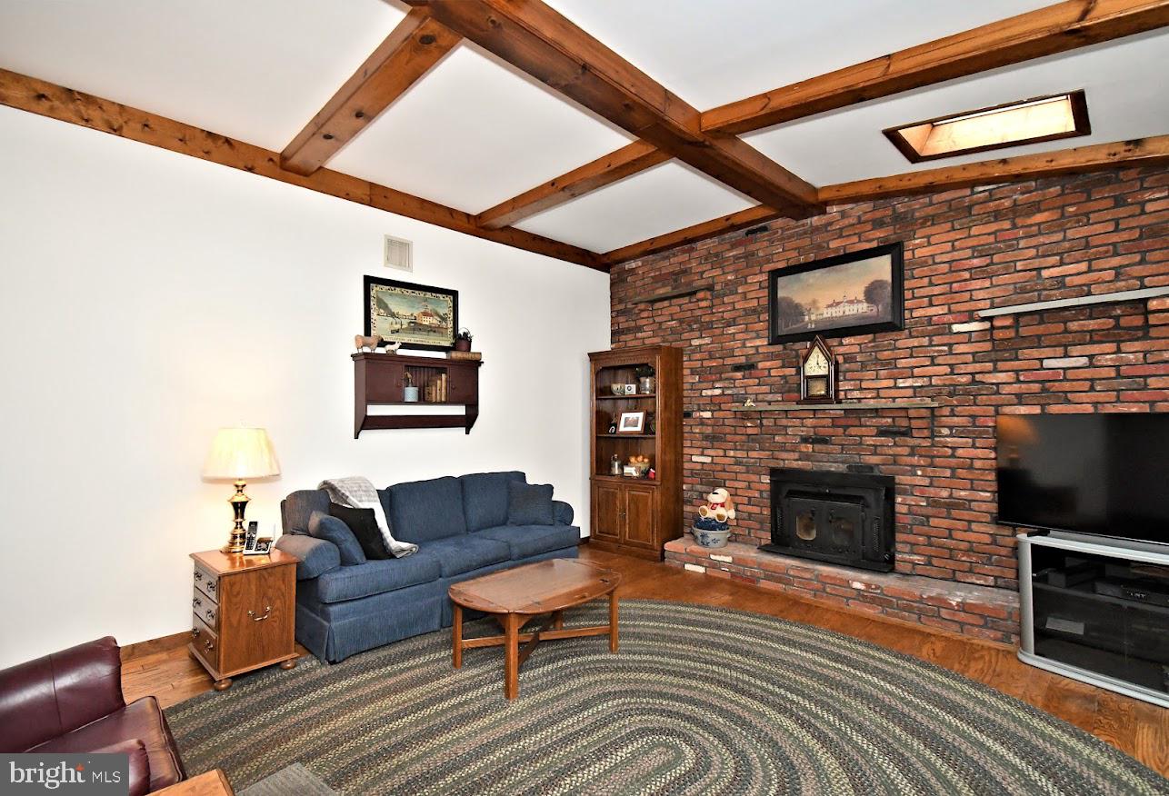 TOWER HILL - Residential