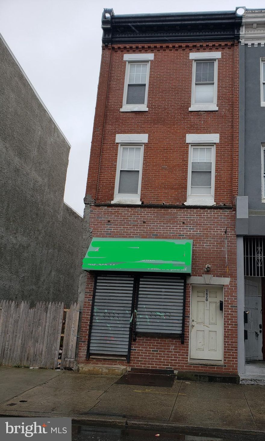 Here's a chance to snatch up this lot zoned CMX2. This has potential to have a huge commercial space and 2 units above (2nd and 3rd floor). First floor/Commercial space is tenant occupied. 
The property is being sold AS-IS. Buyer is responsible to complete their own due diligence to confirm it's the right property for them.