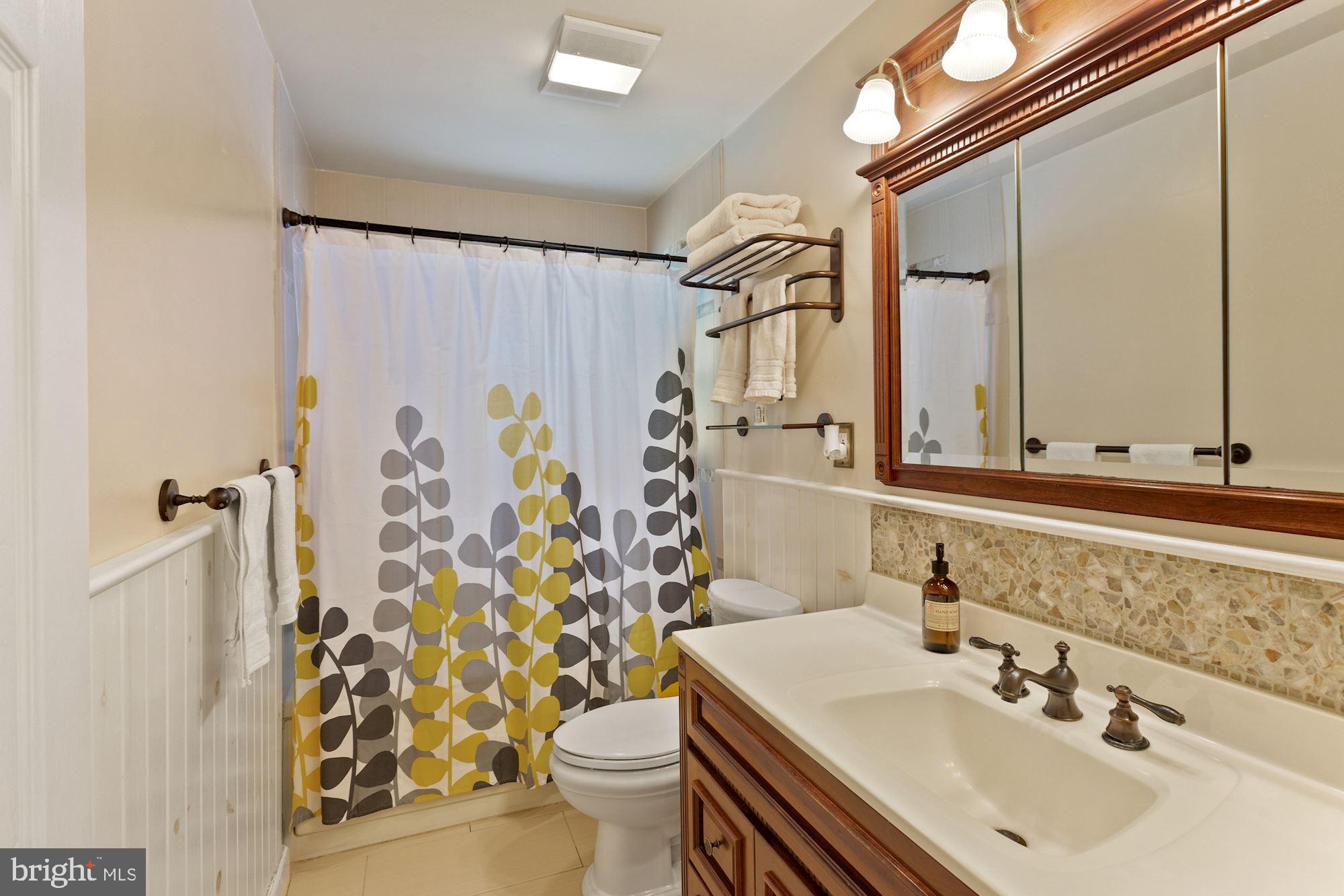 DONALDSON RUN - Residential Lease