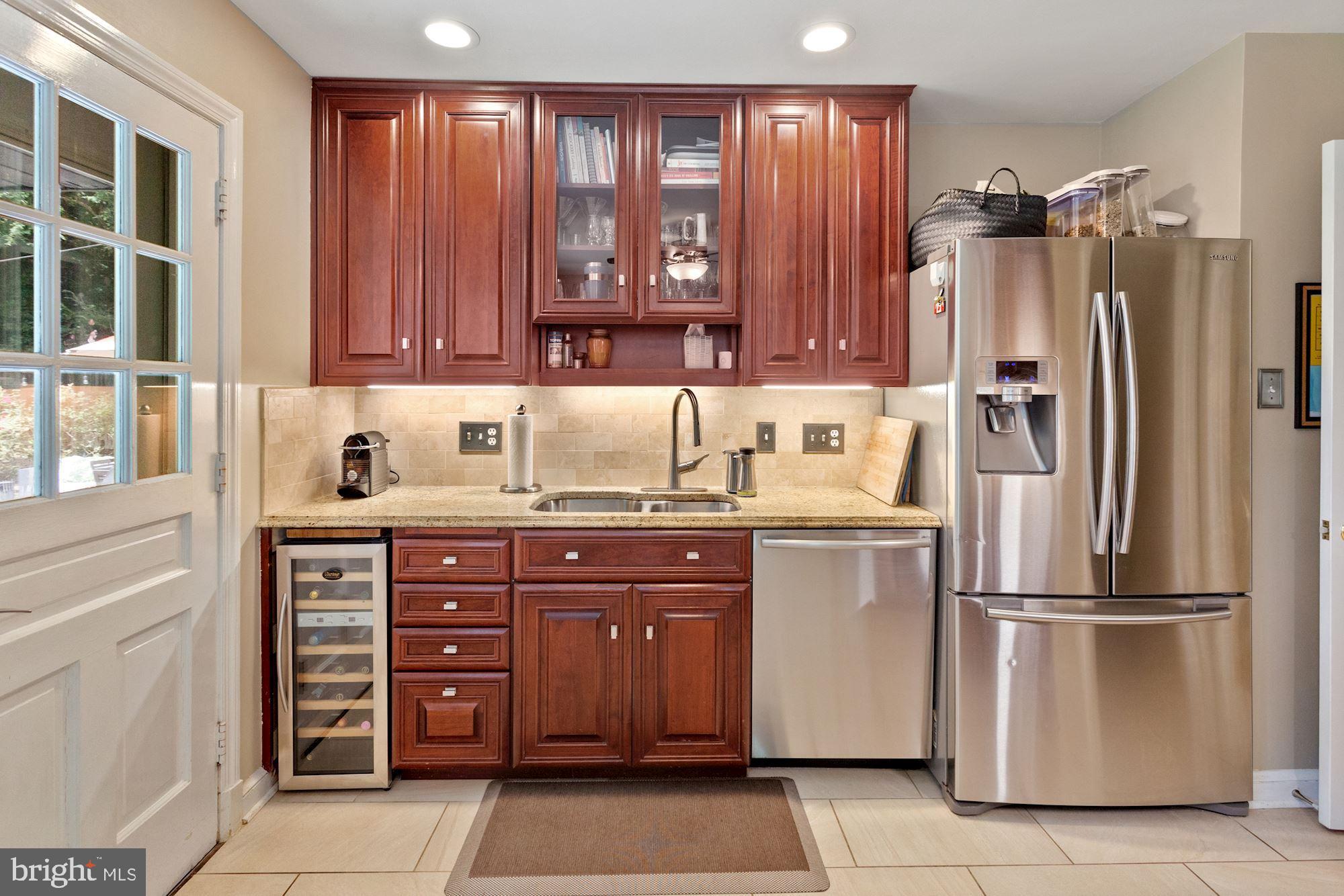 DONALDSON RUN - Residential Lease