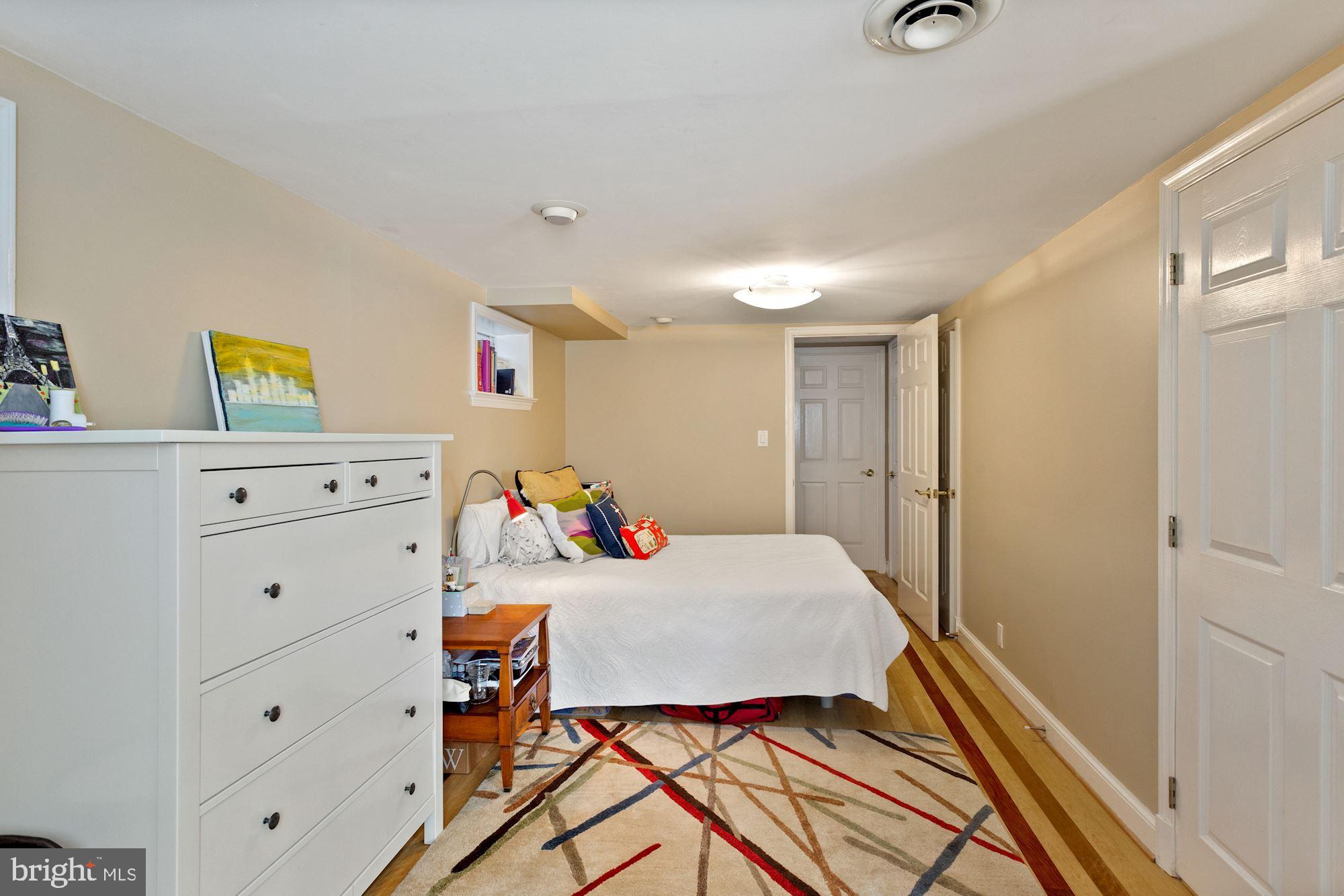 DONALDSON RUN - Residential Lease