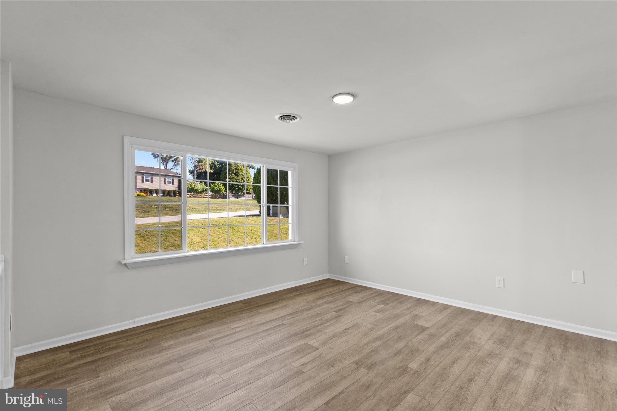 253 VEGAS DRIVE