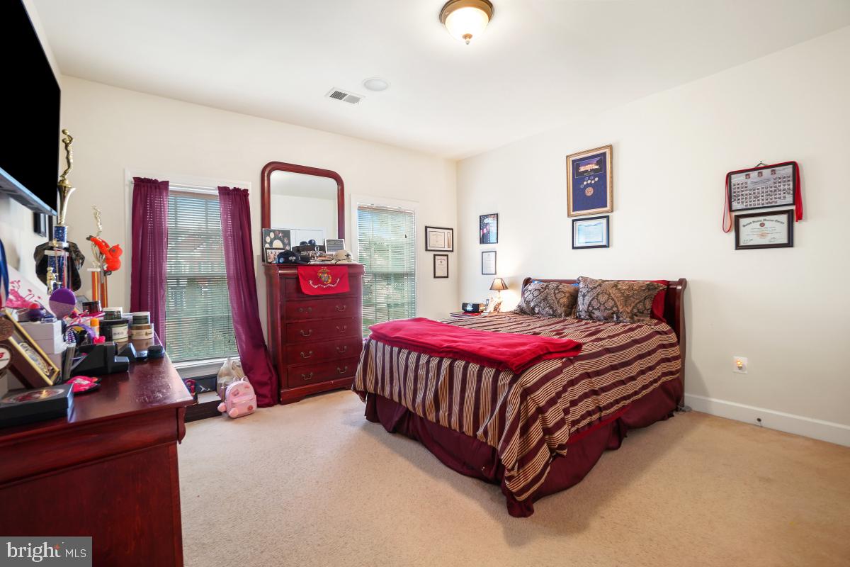 WOODMORE NORTH - Residential