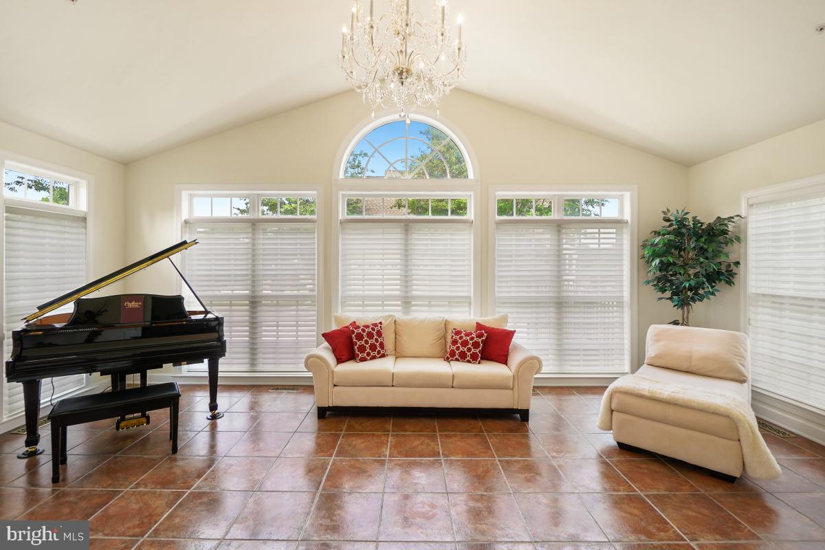 WOODMORE NORTH - Residential