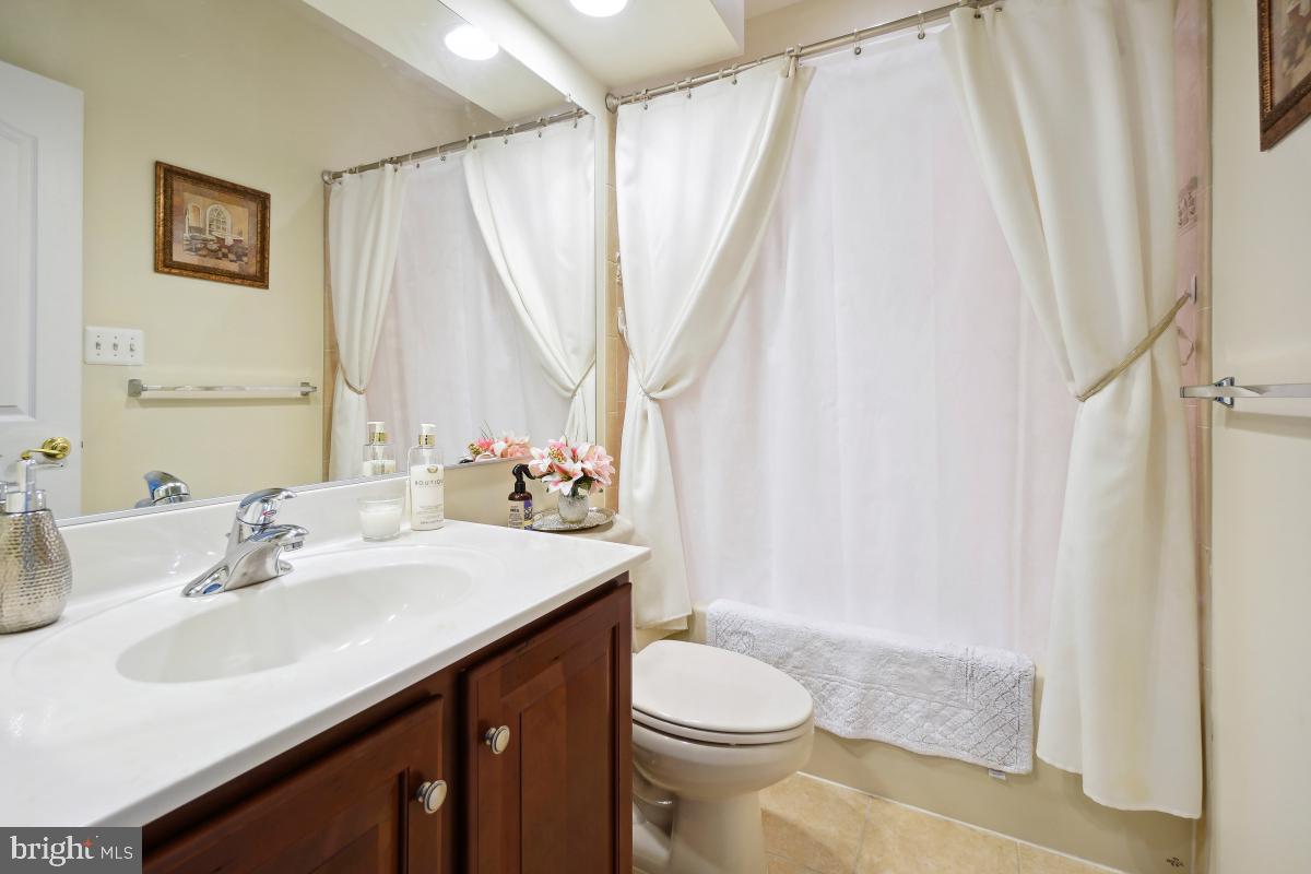 WOODMORE NORTH - Residential