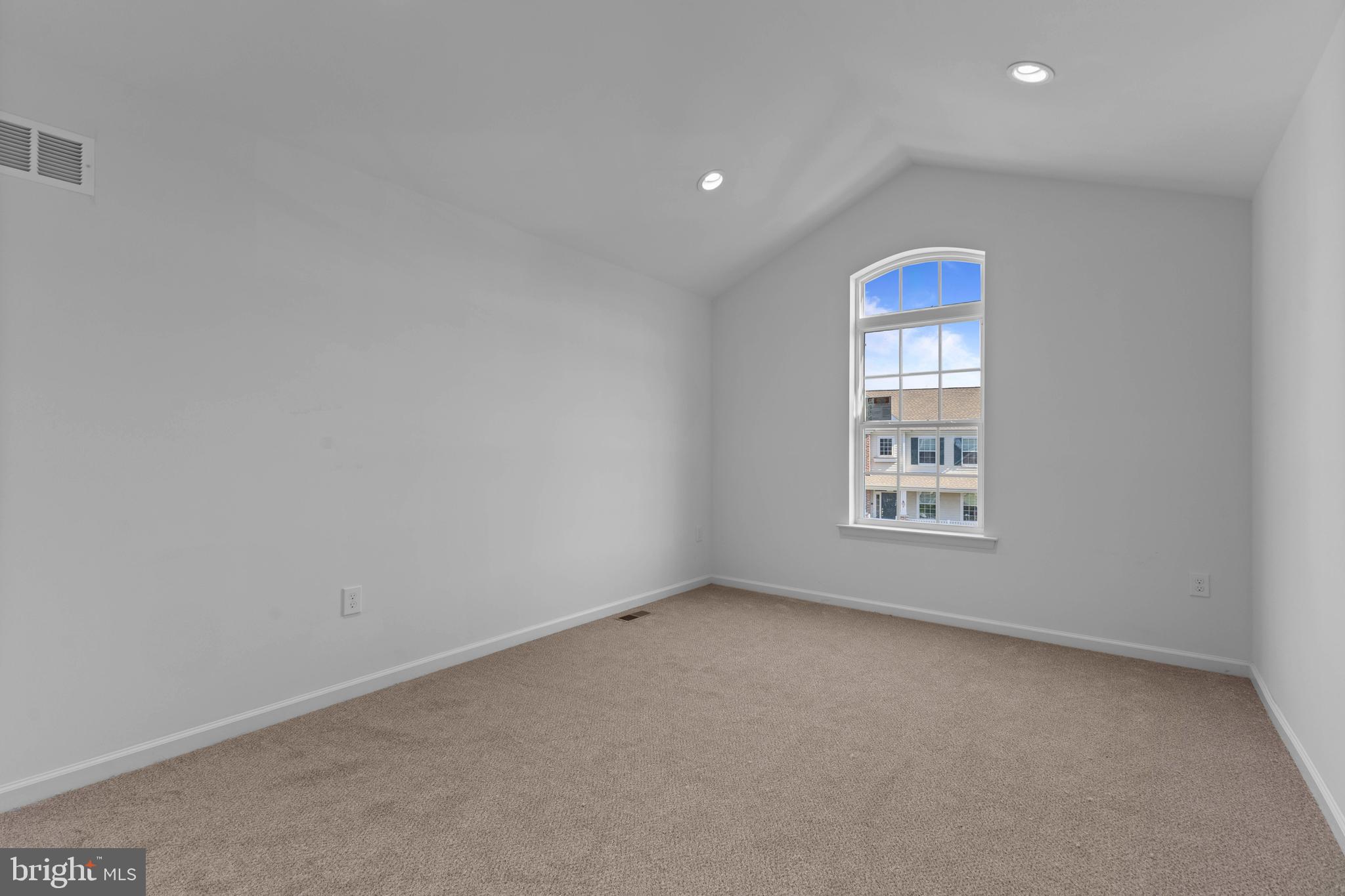 RIVERVIEW ESTATES - Residential