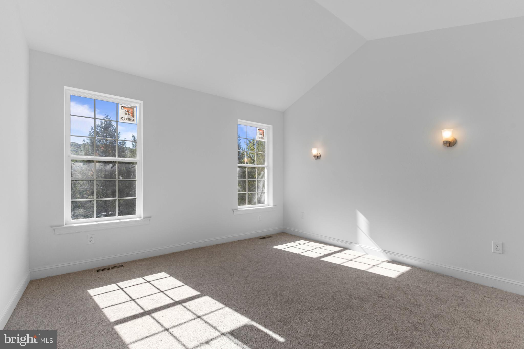 RIVERVIEW ESTATES - Residential