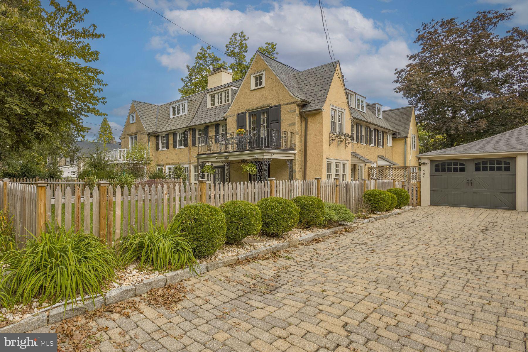 504 SPRING LANE