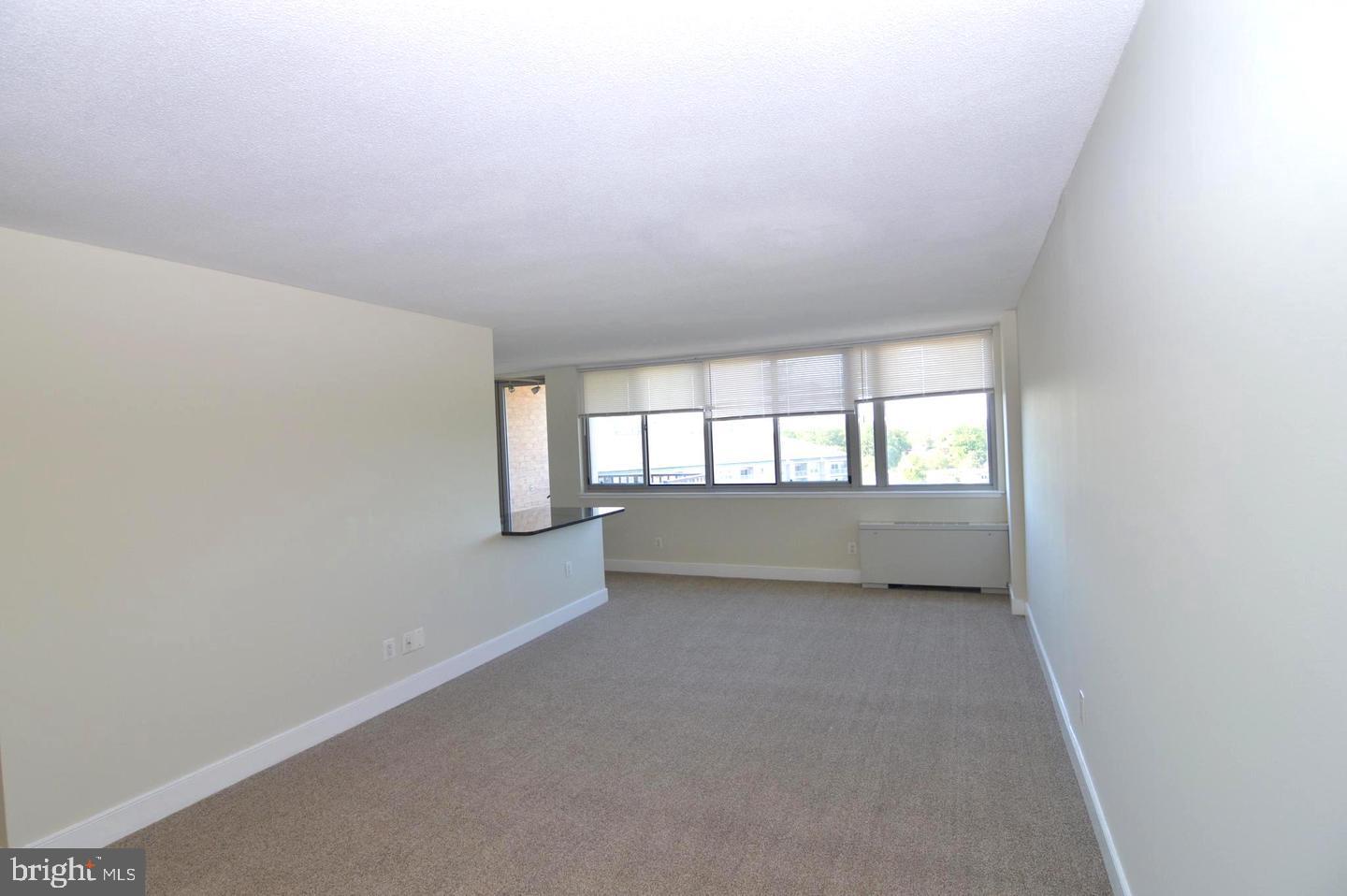 SILVER SPRING - Residential Lease