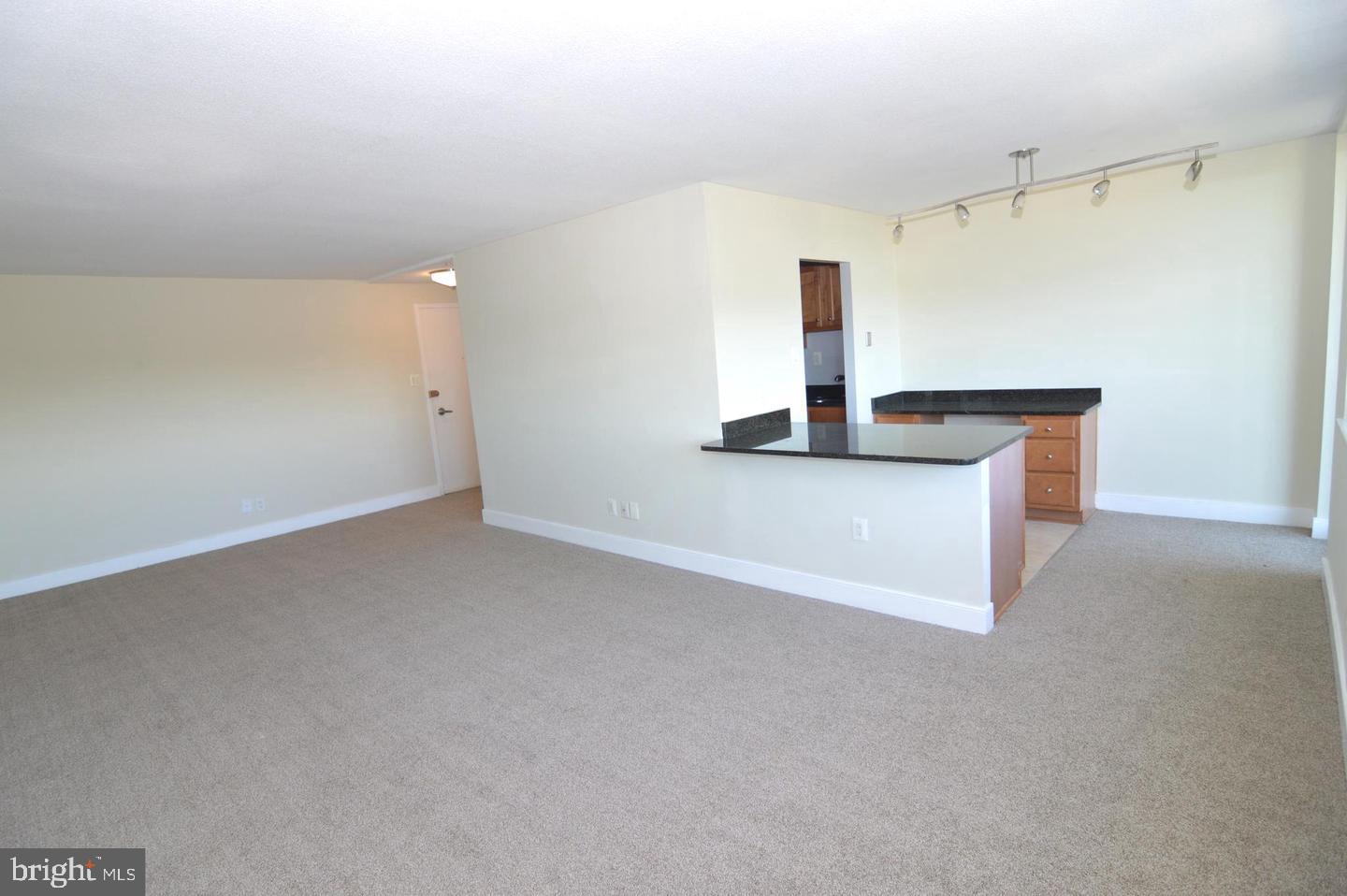 SILVER SPRING - Residential Lease