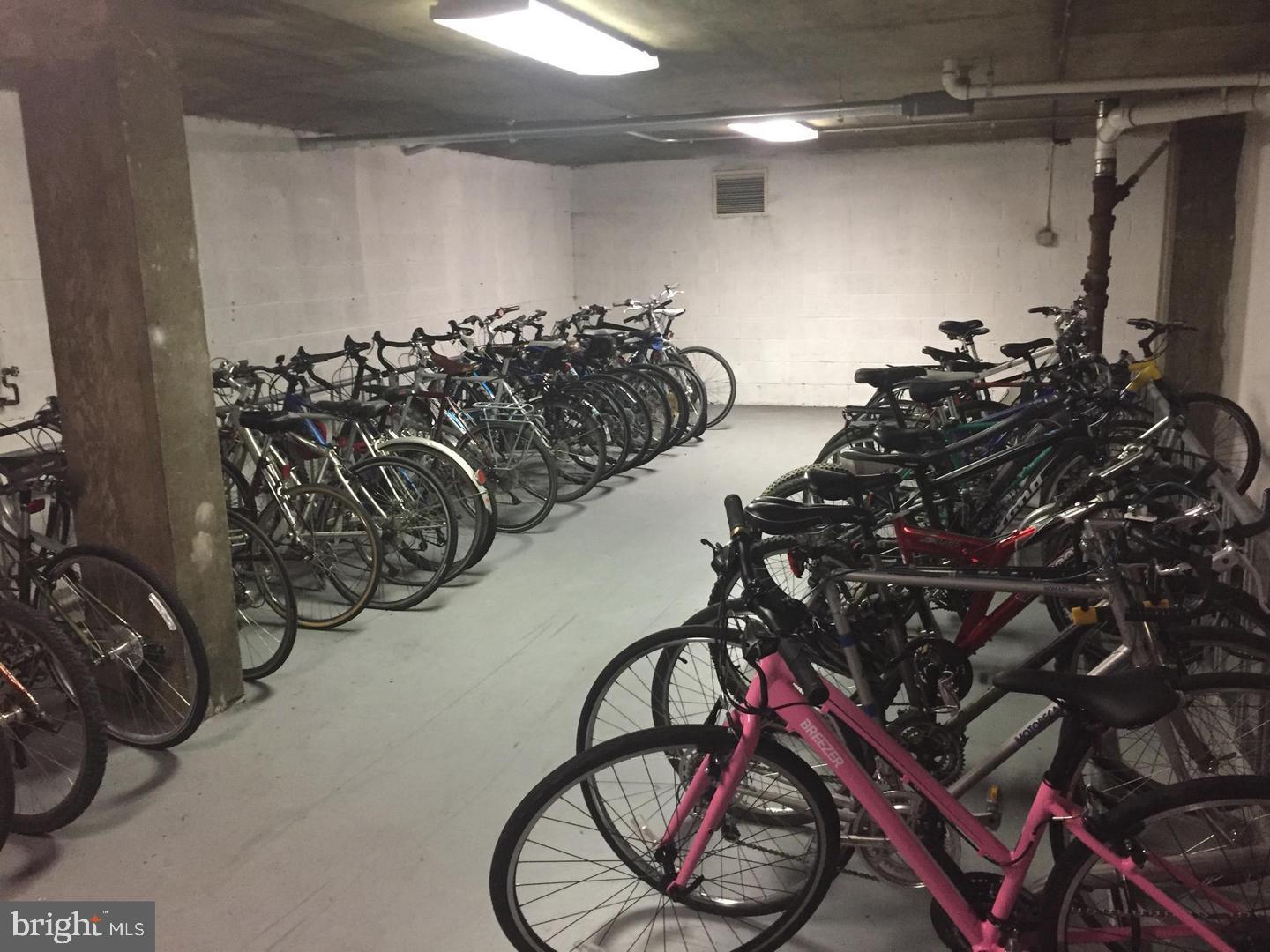 SILVER SPRING - Residential Lease