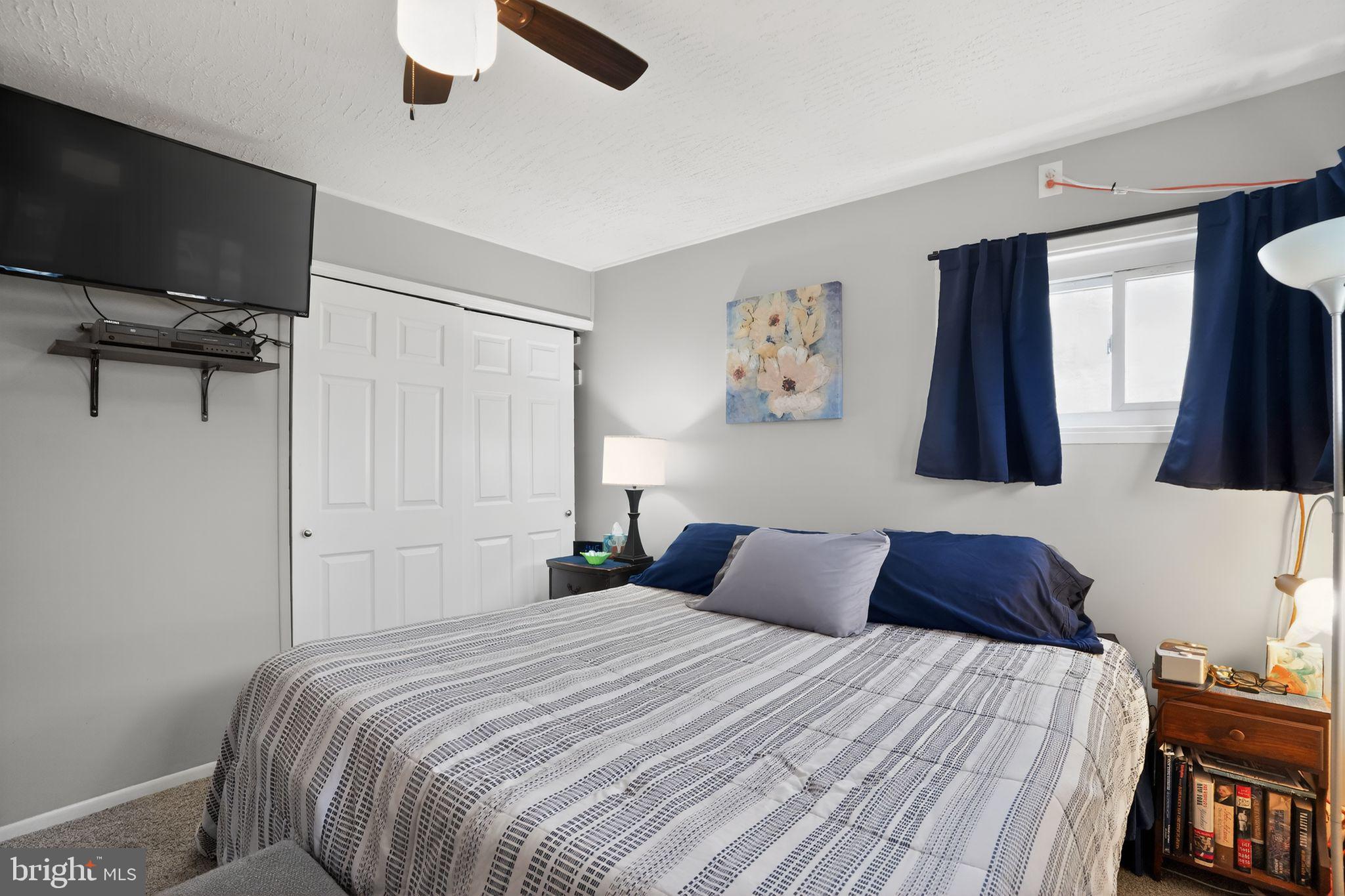 VERMILION HILL - Residential