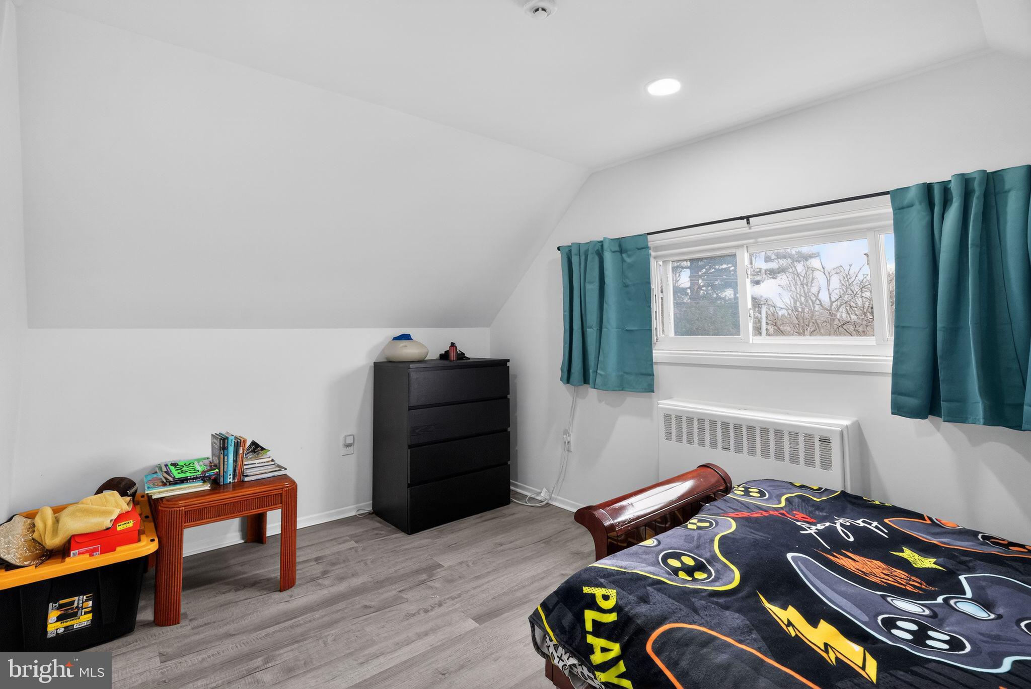 VERMILION HILL - Residential