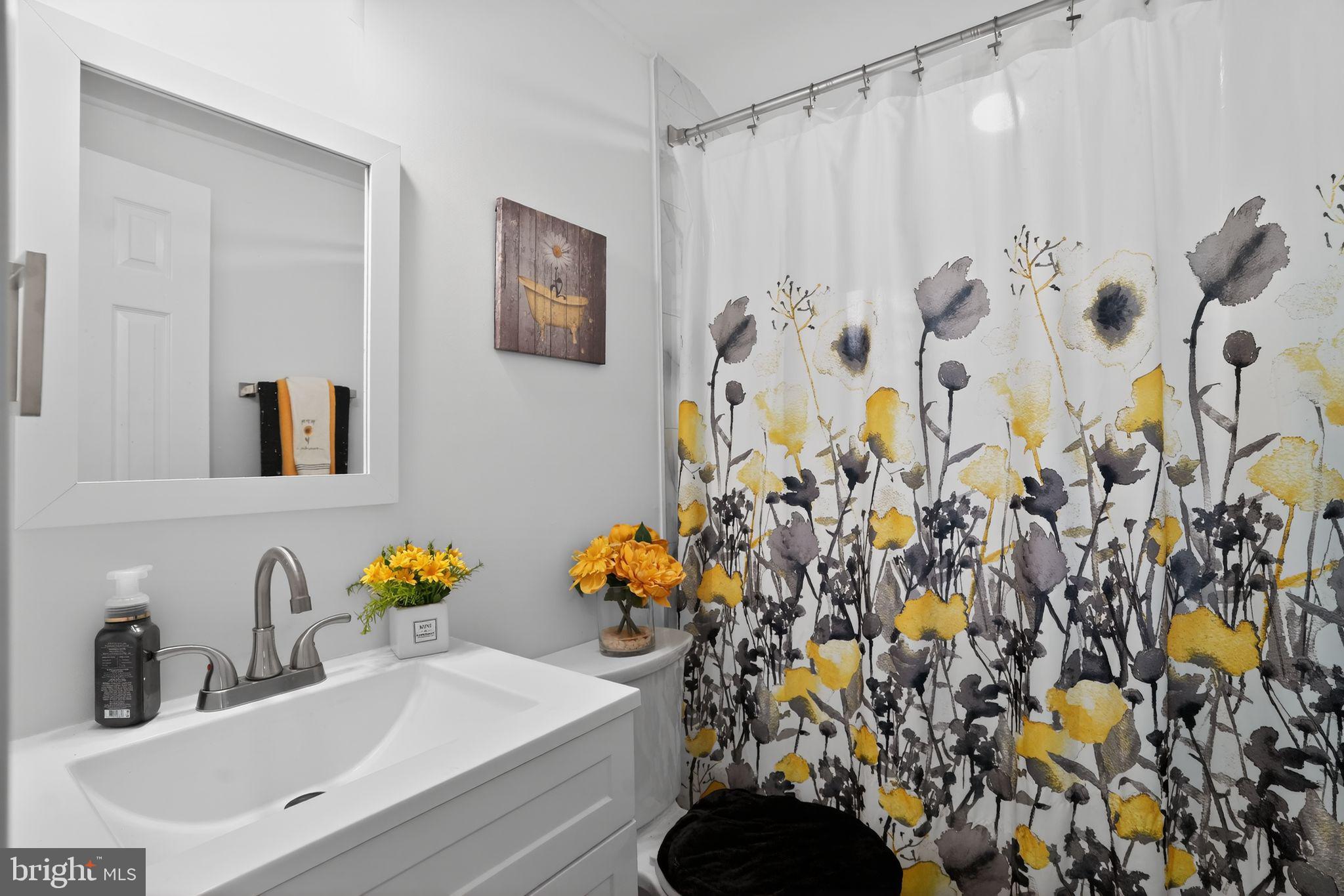 VERMILION HILL - Residential