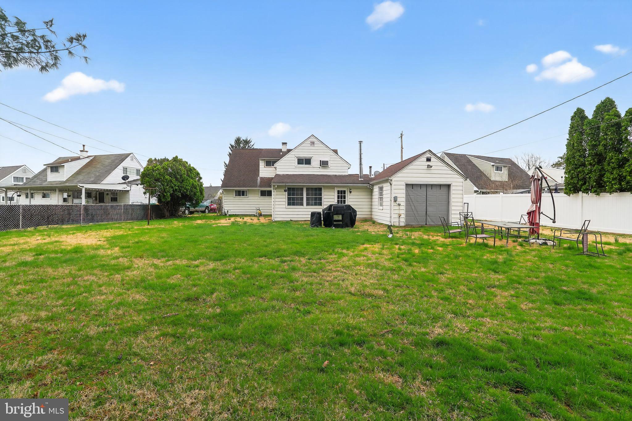 VERMILION HILL - Residential