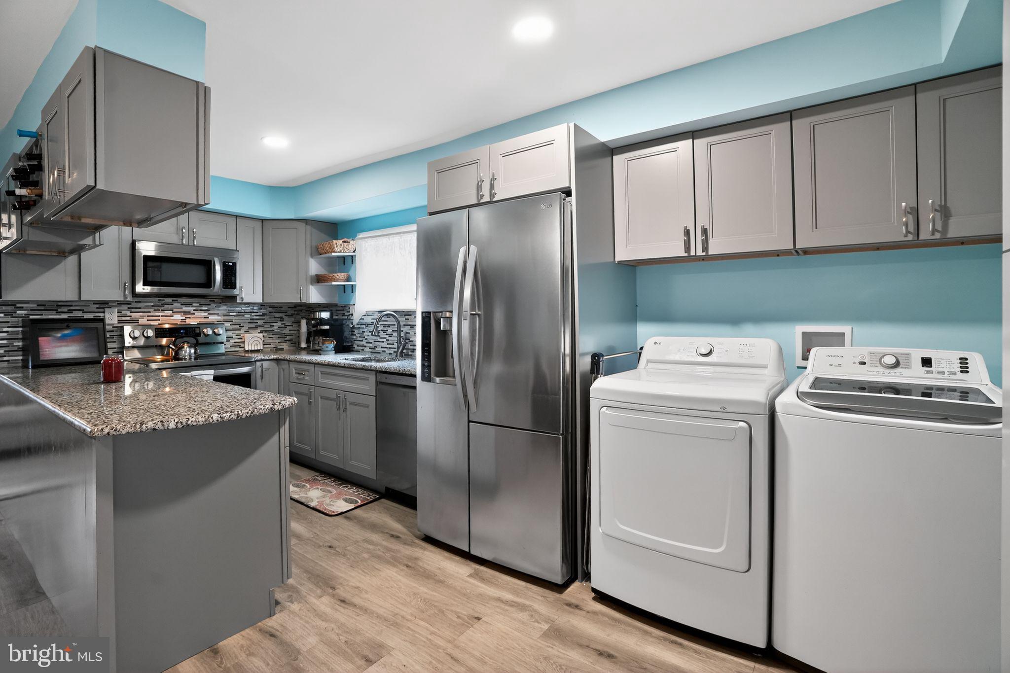 VERMILION HILL - Residential