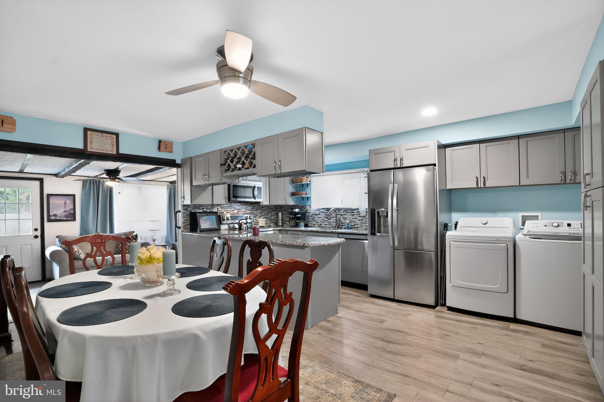 VERMILION HILL - Residential