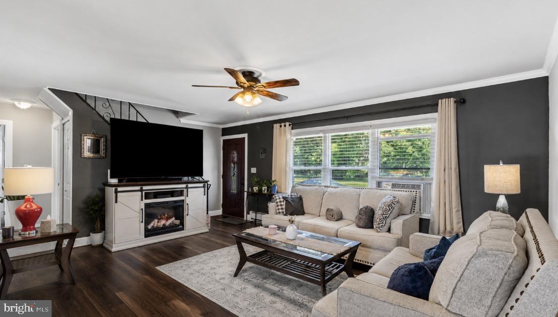 46 TWIN OAK DRIVE