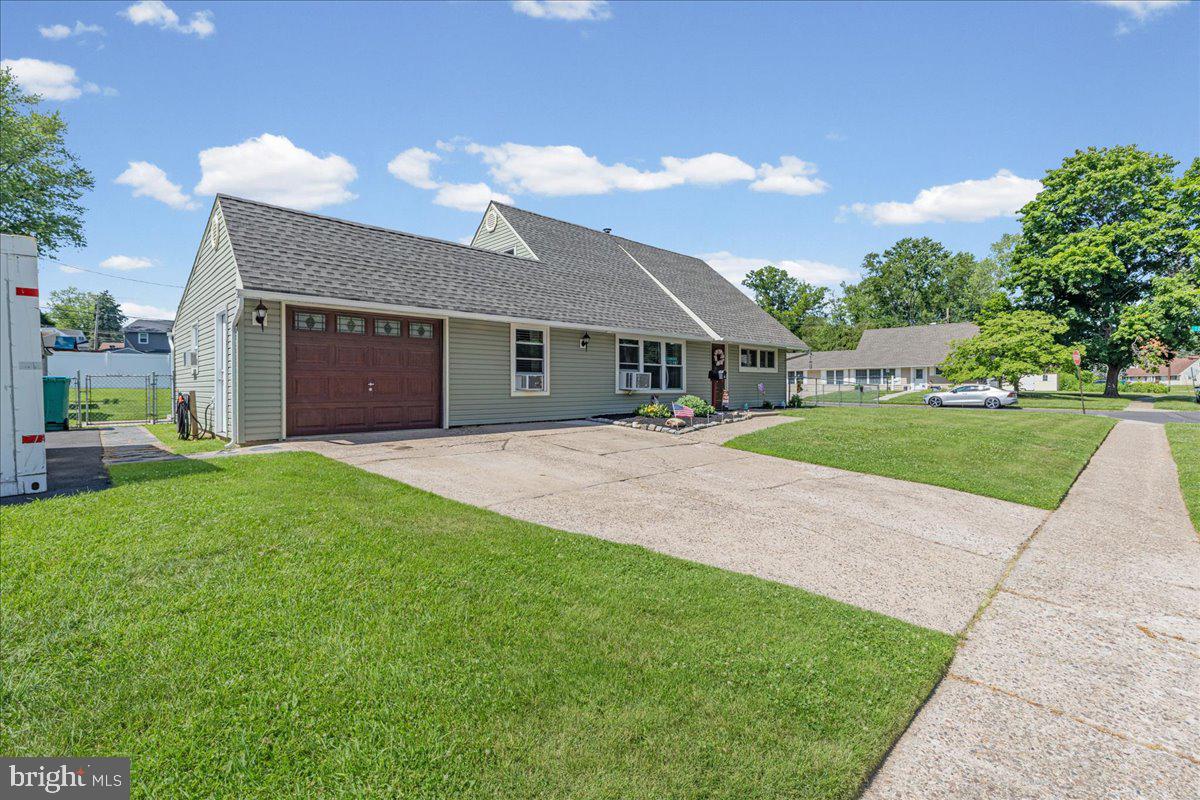 46 TWIN OAK DRIVE