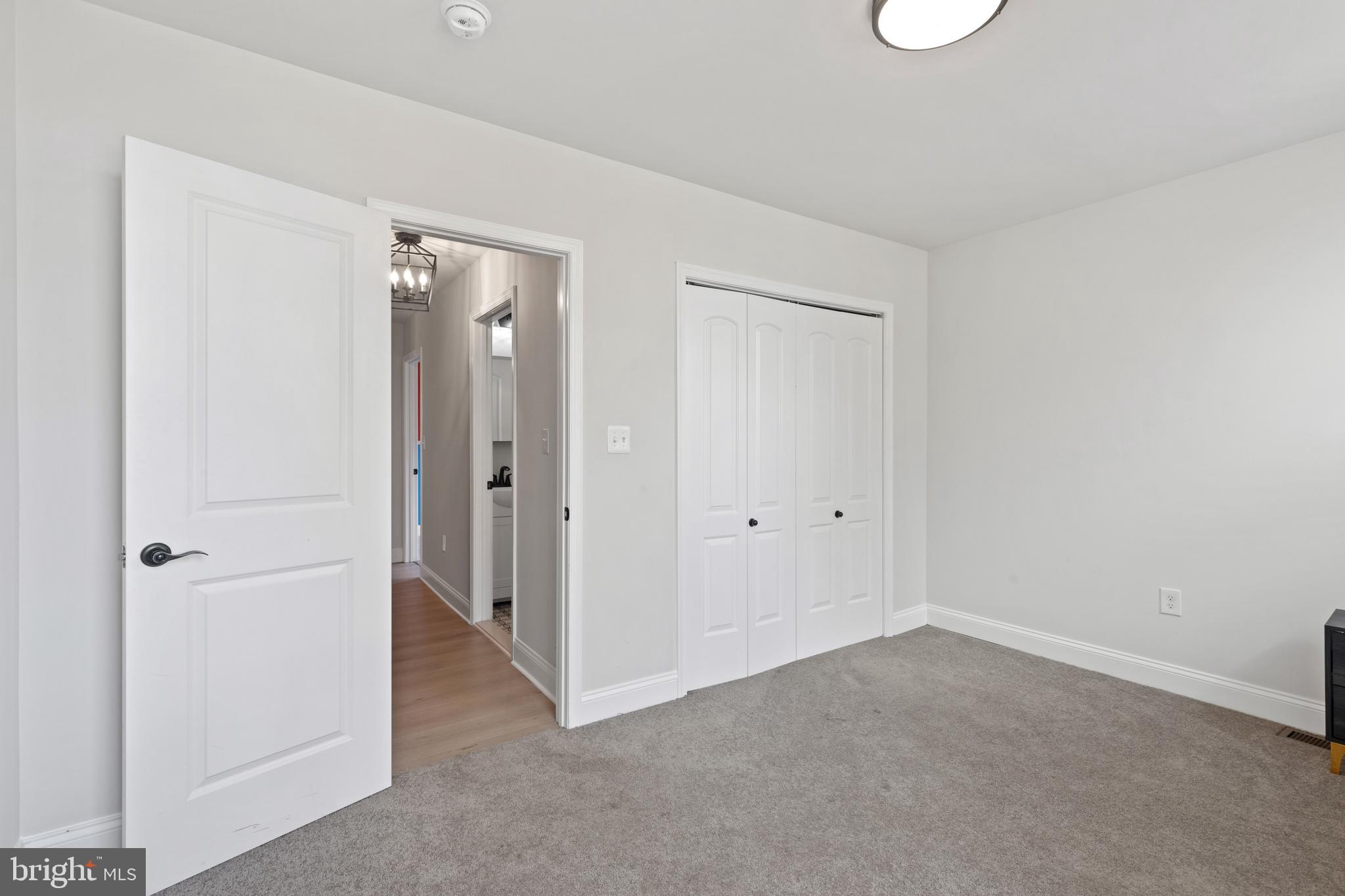 MCELDERRY PARK - Residential Lease