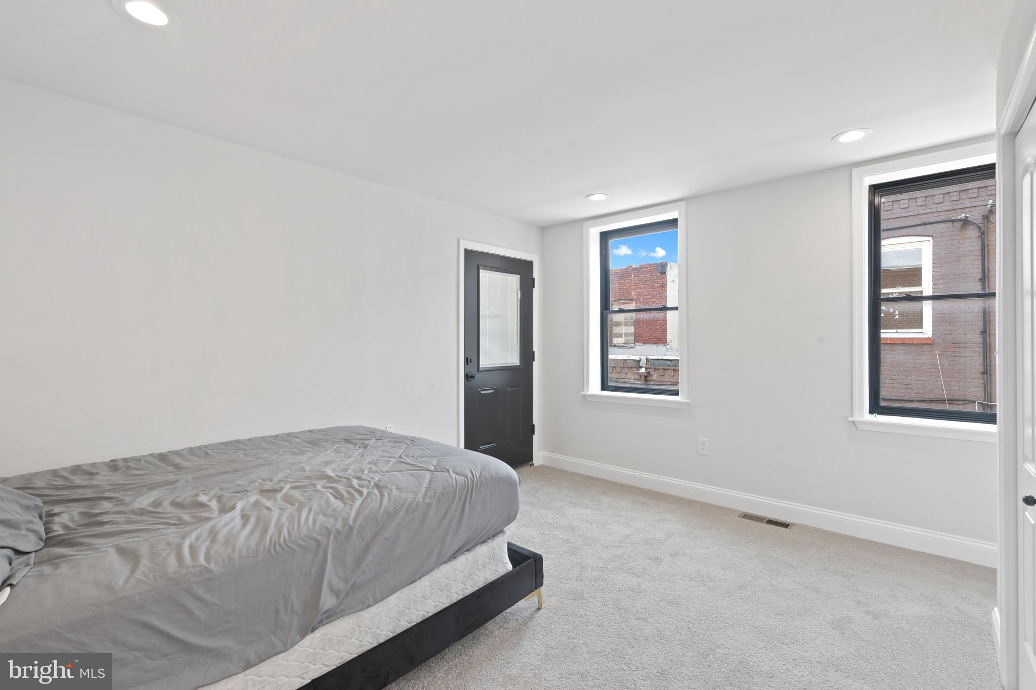 MCELDERRY PARK - Residential Lease