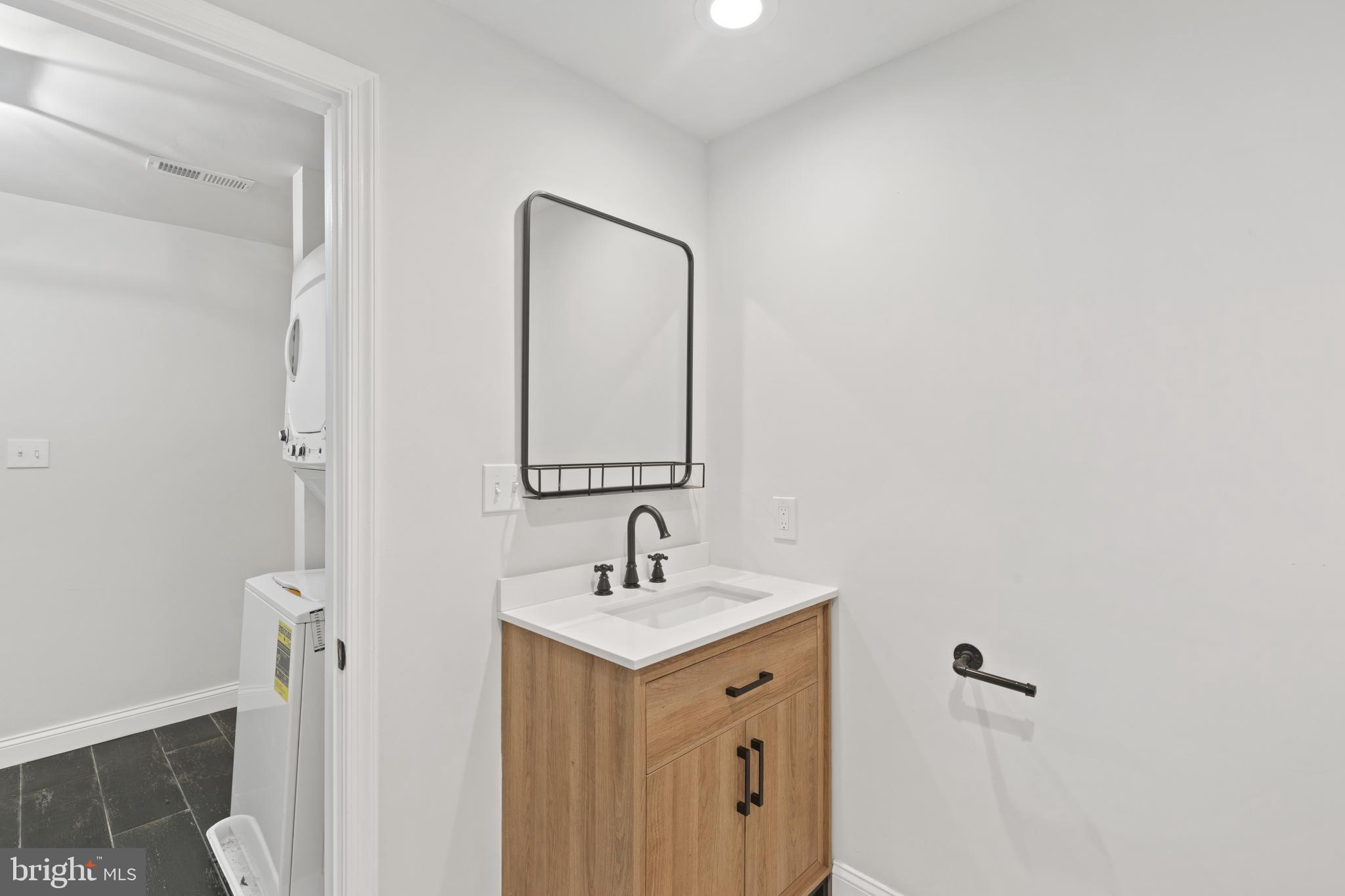 MCELDERRY PARK - Residential Lease