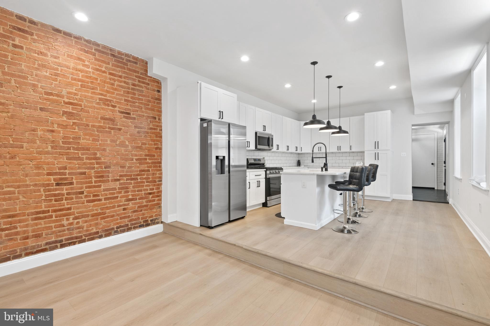 MCELDERRY PARK - Residential Lease