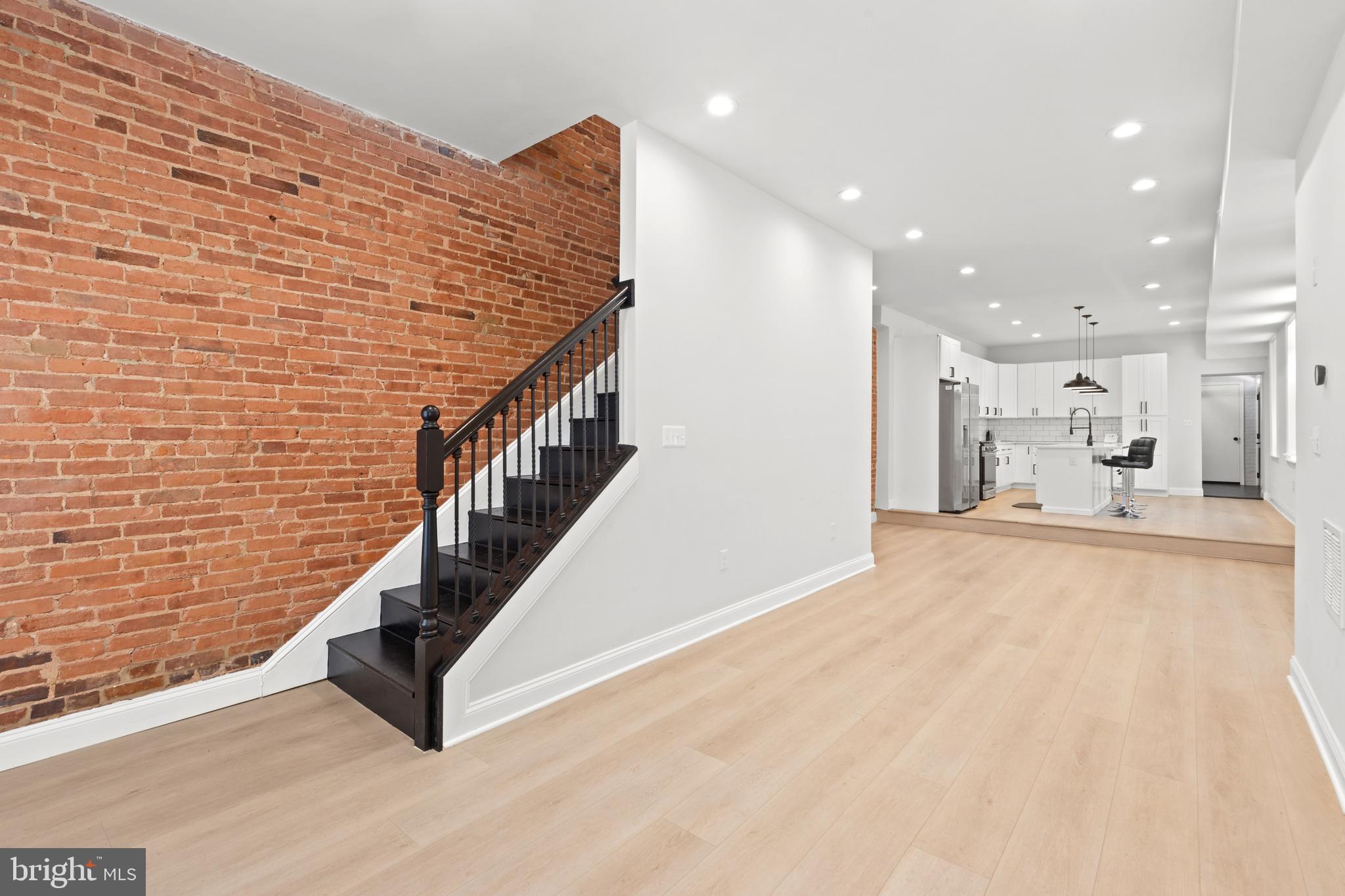 MCELDERRY PARK - Residential Lease