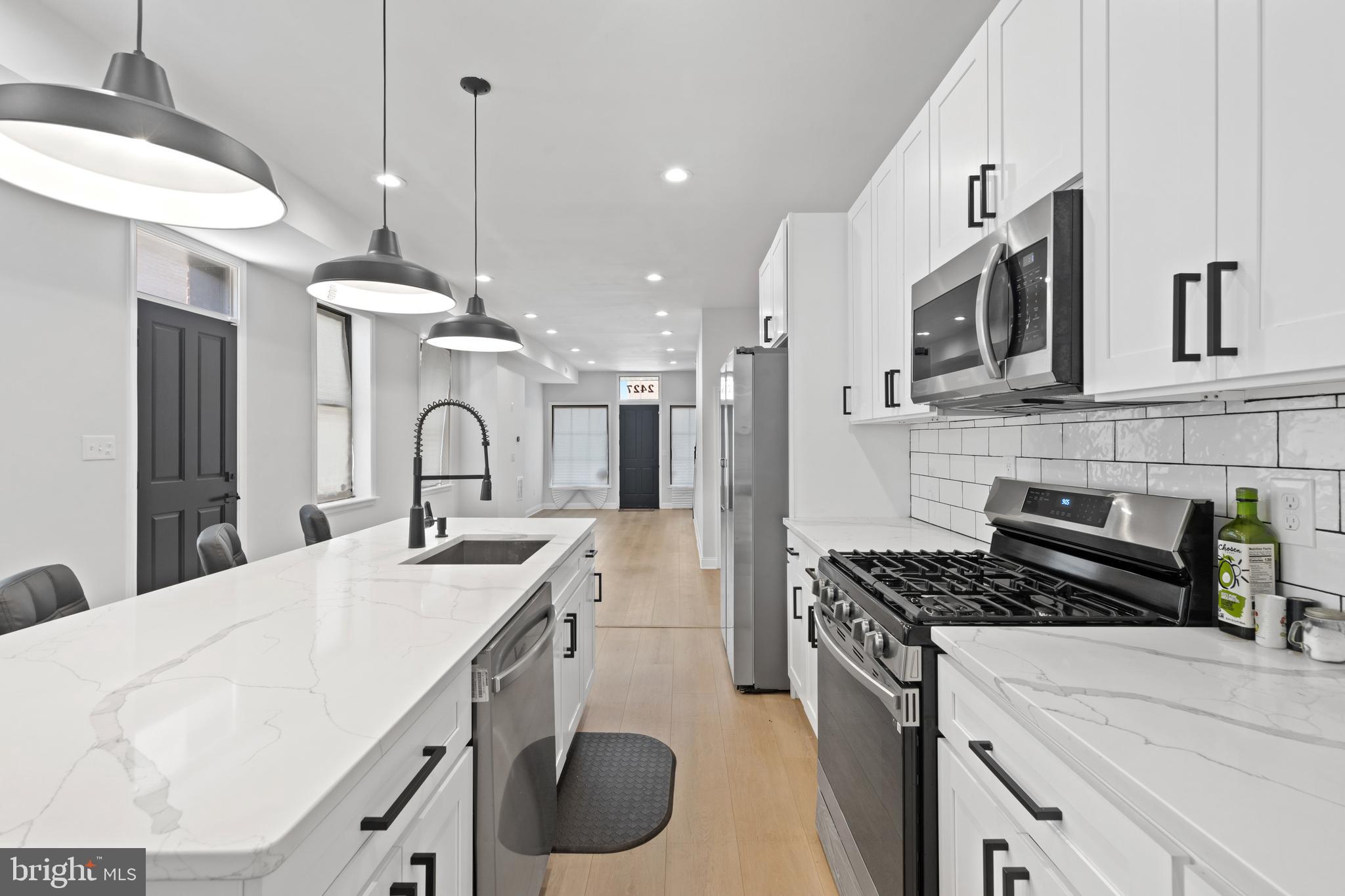 MCELDERRY PARK - Residential Lease