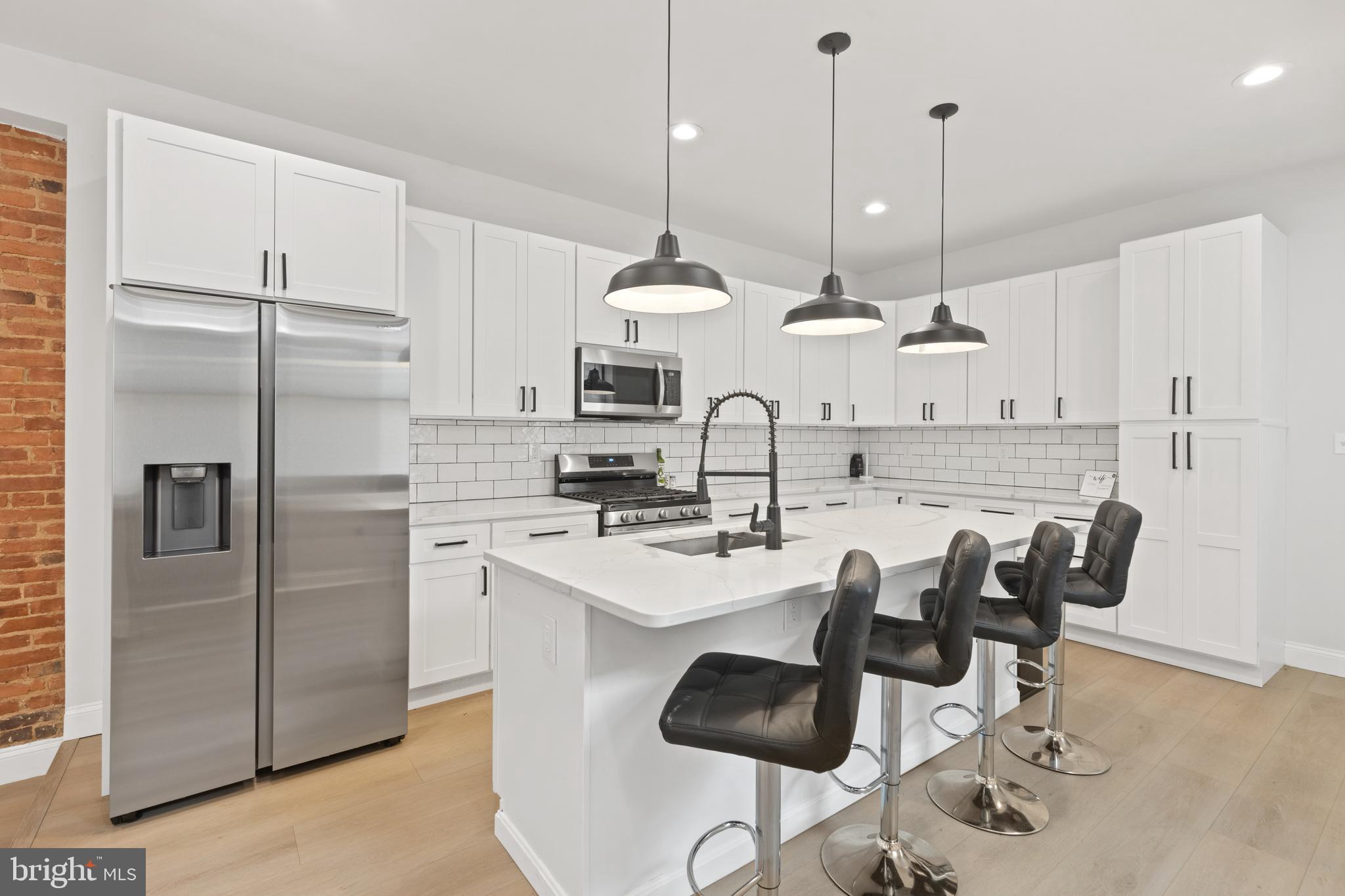 MCELDERRY PARK - Residential Lease