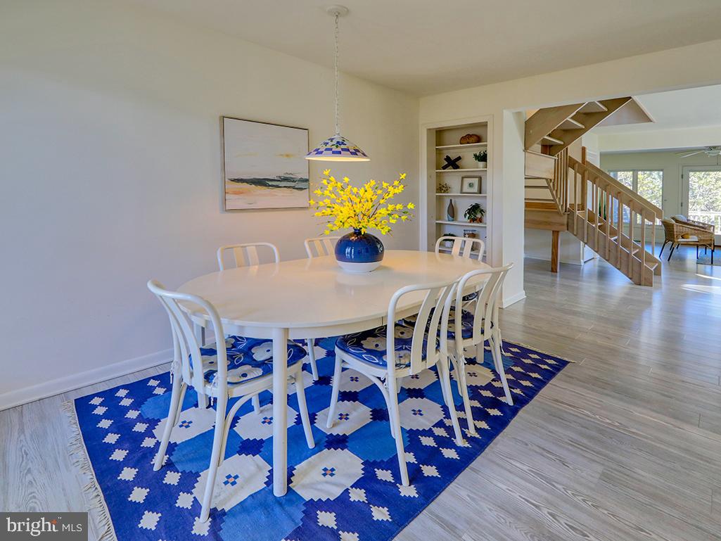 3 SEASTRAND COURT 21