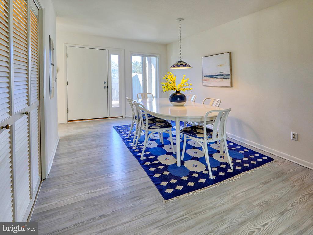 3 SEASTRAND COURT 21