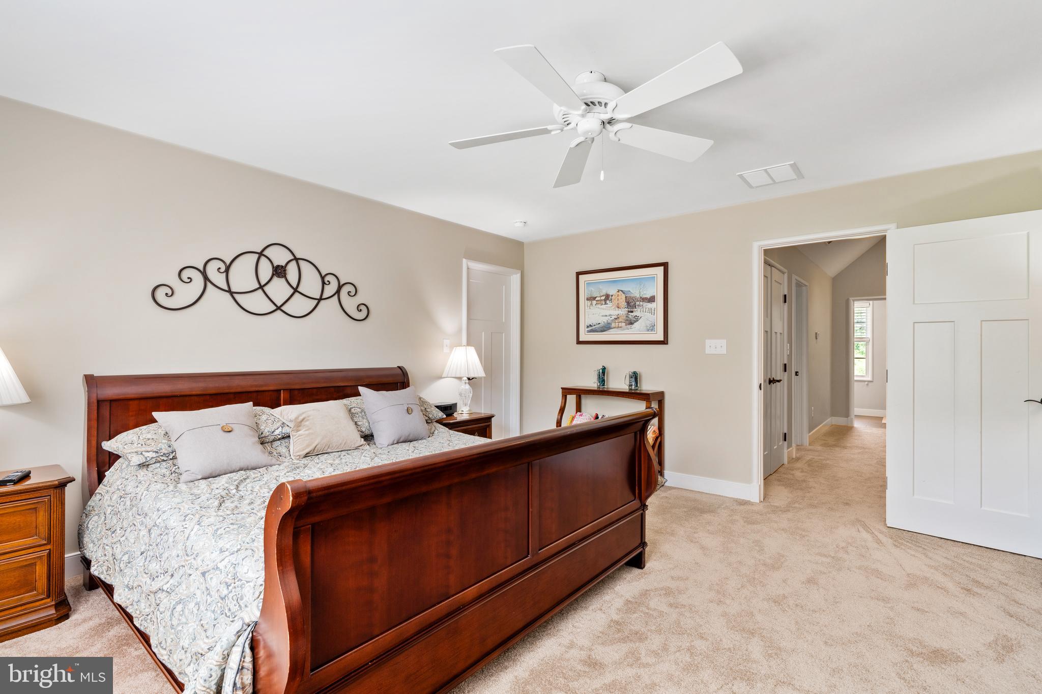 RADNOR HUNT - Residential