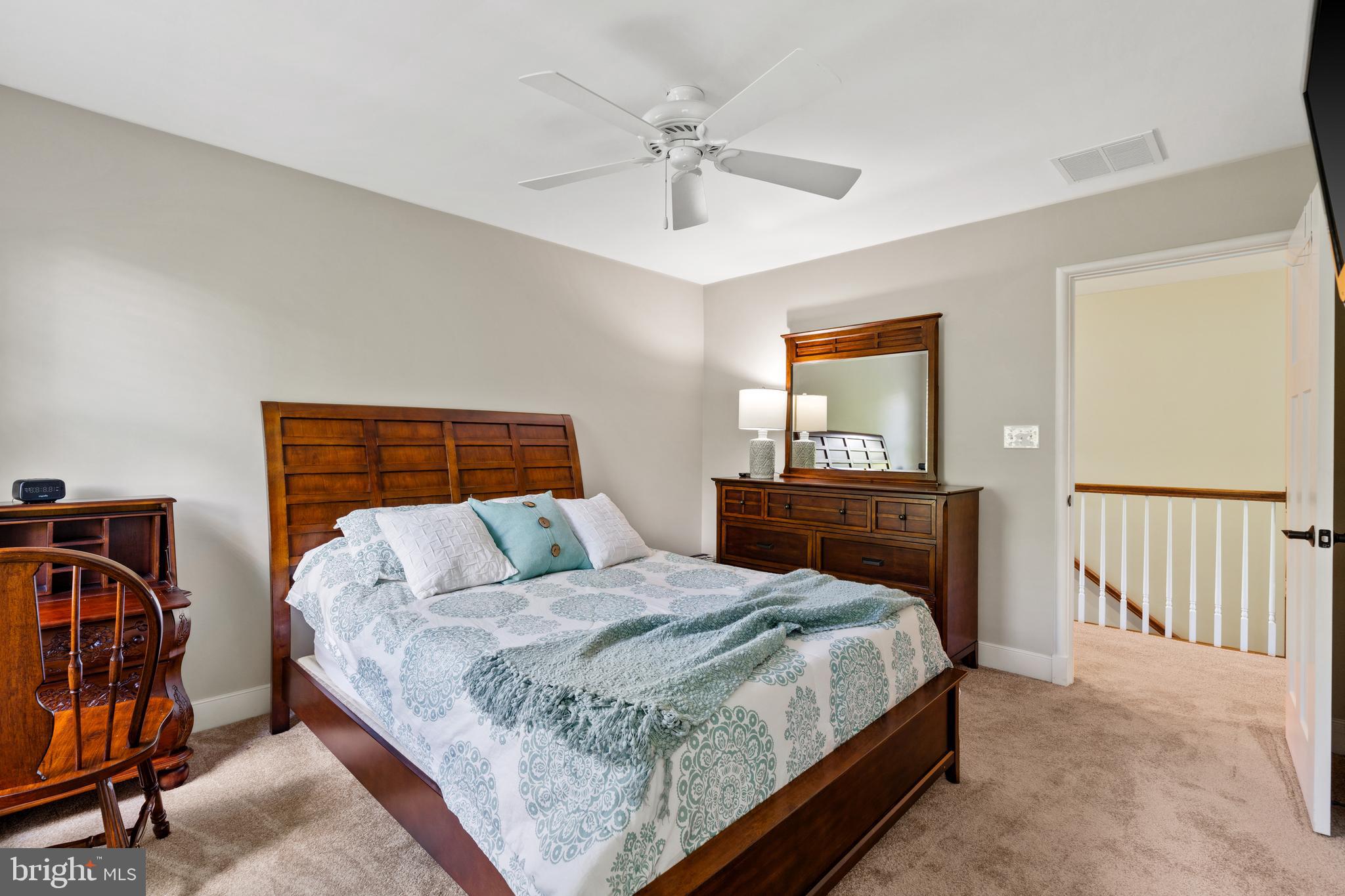 RADNOR HUNT - Residential