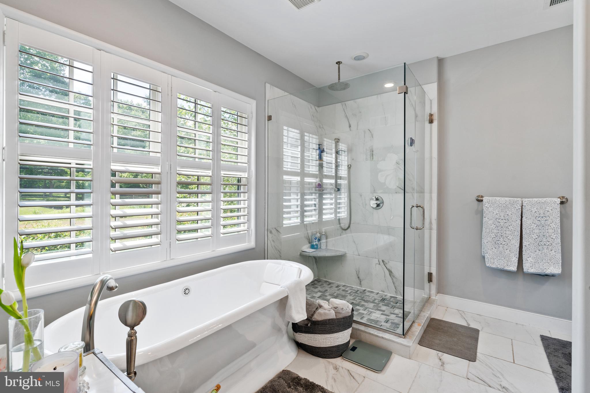 RADNOR HUNT - Residential