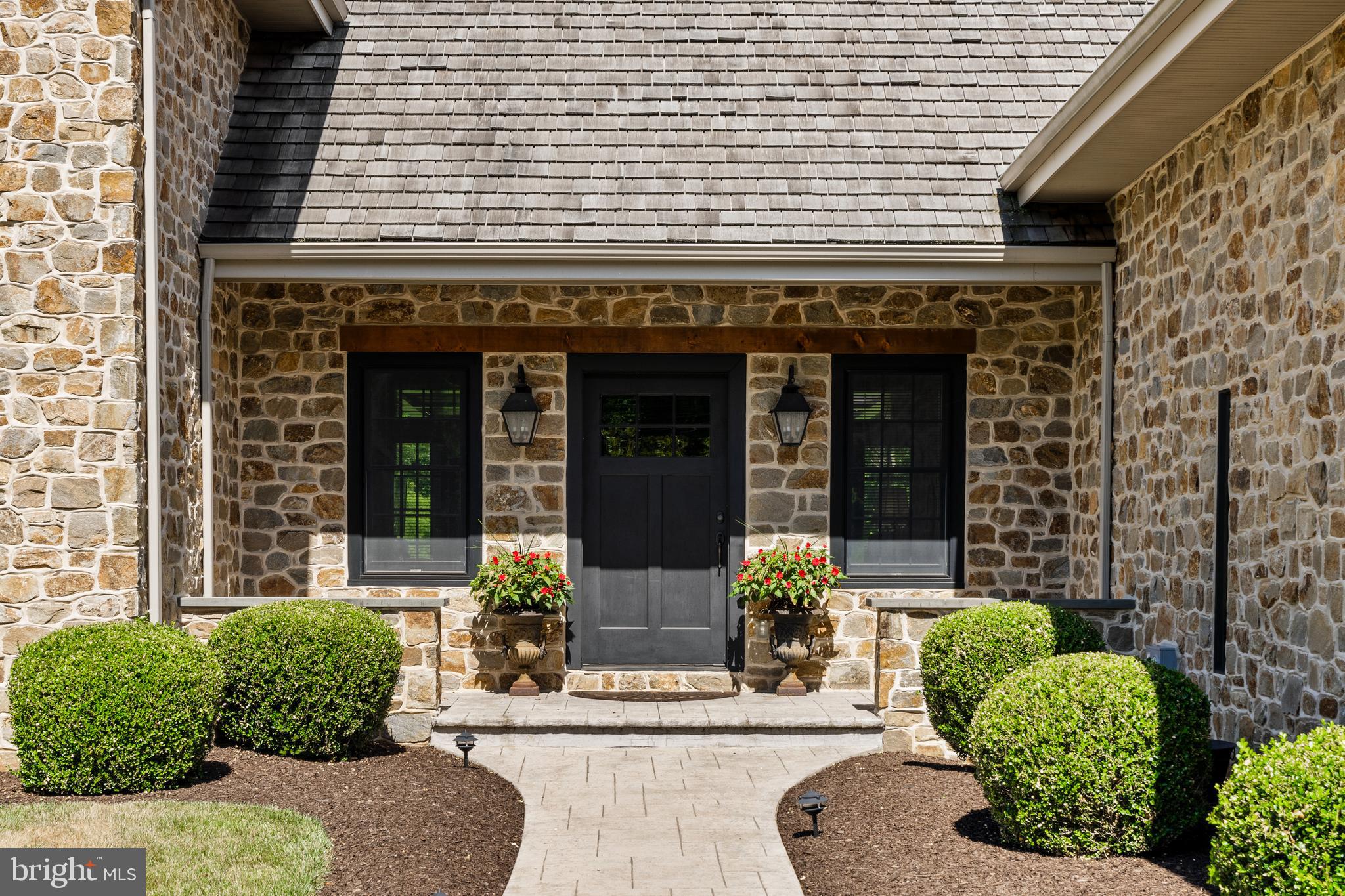 RADNOR HUNT - Residential