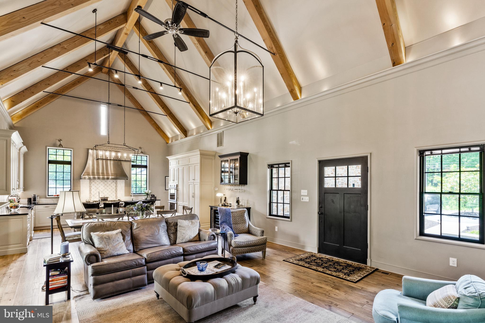 RADNOR HUNT - Residential