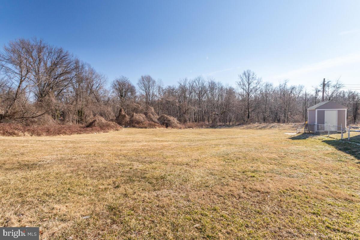 FRANKFORD GARDENS SHOPPING CENTER - Residential