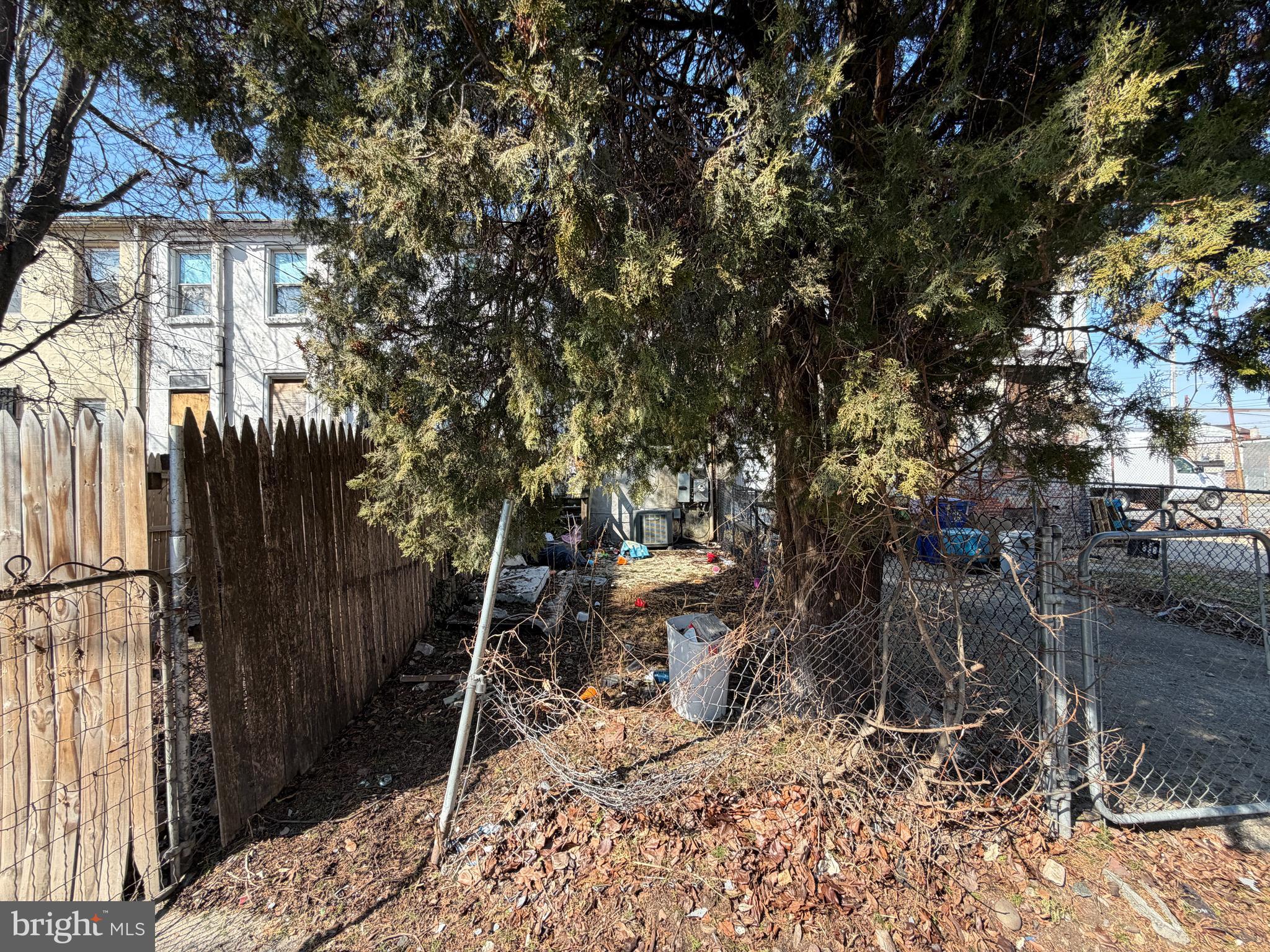 WASHINGTON VILLAGE - Residential