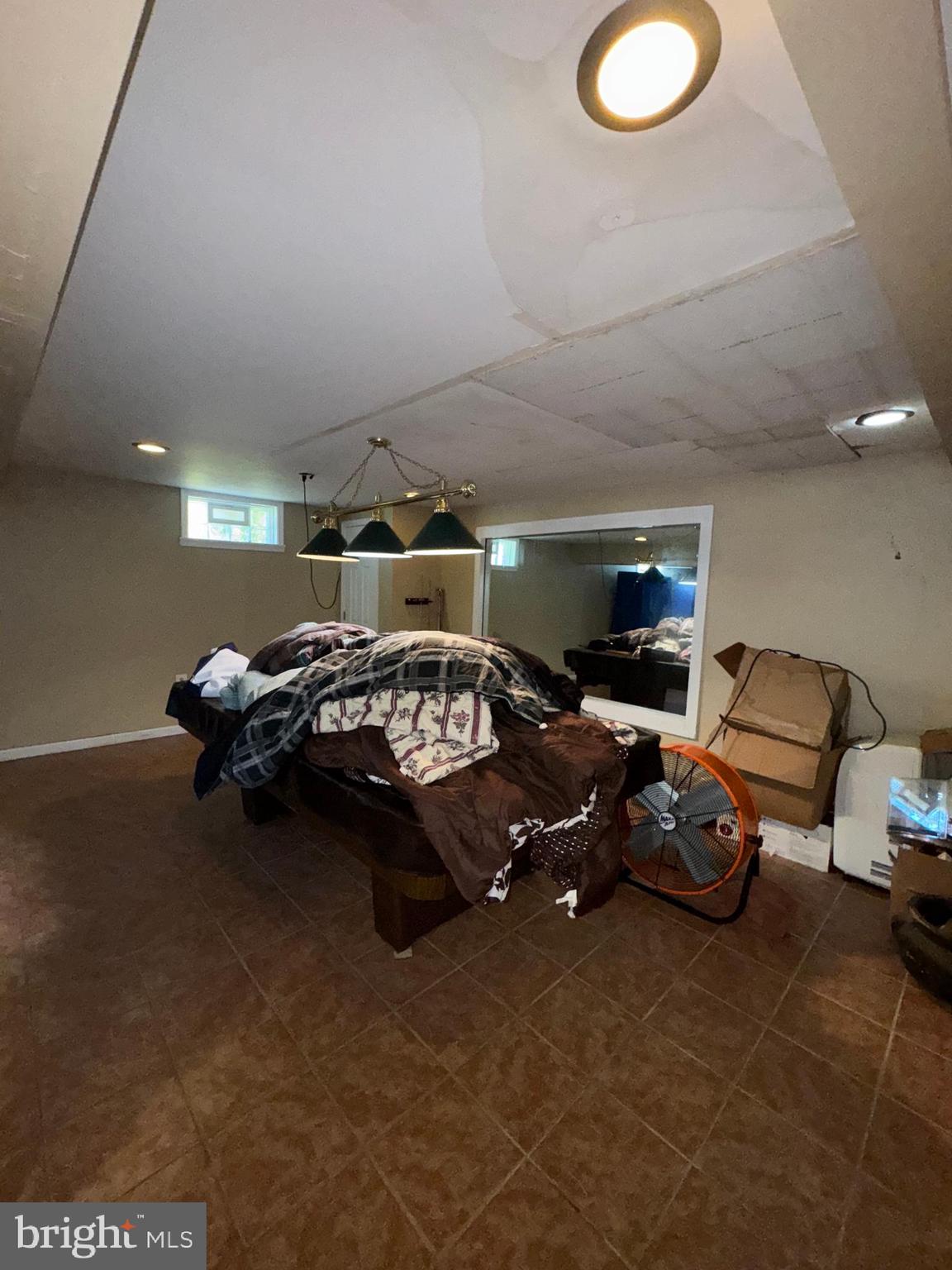 MAYFIELD - Residential