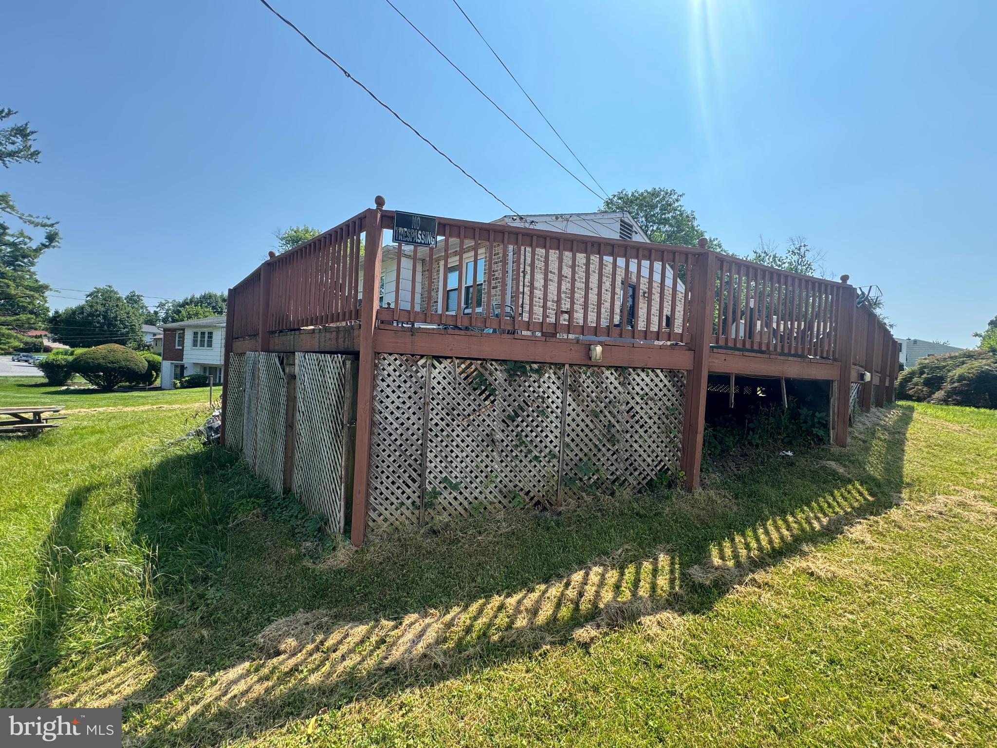 MAYFIELD - Residential