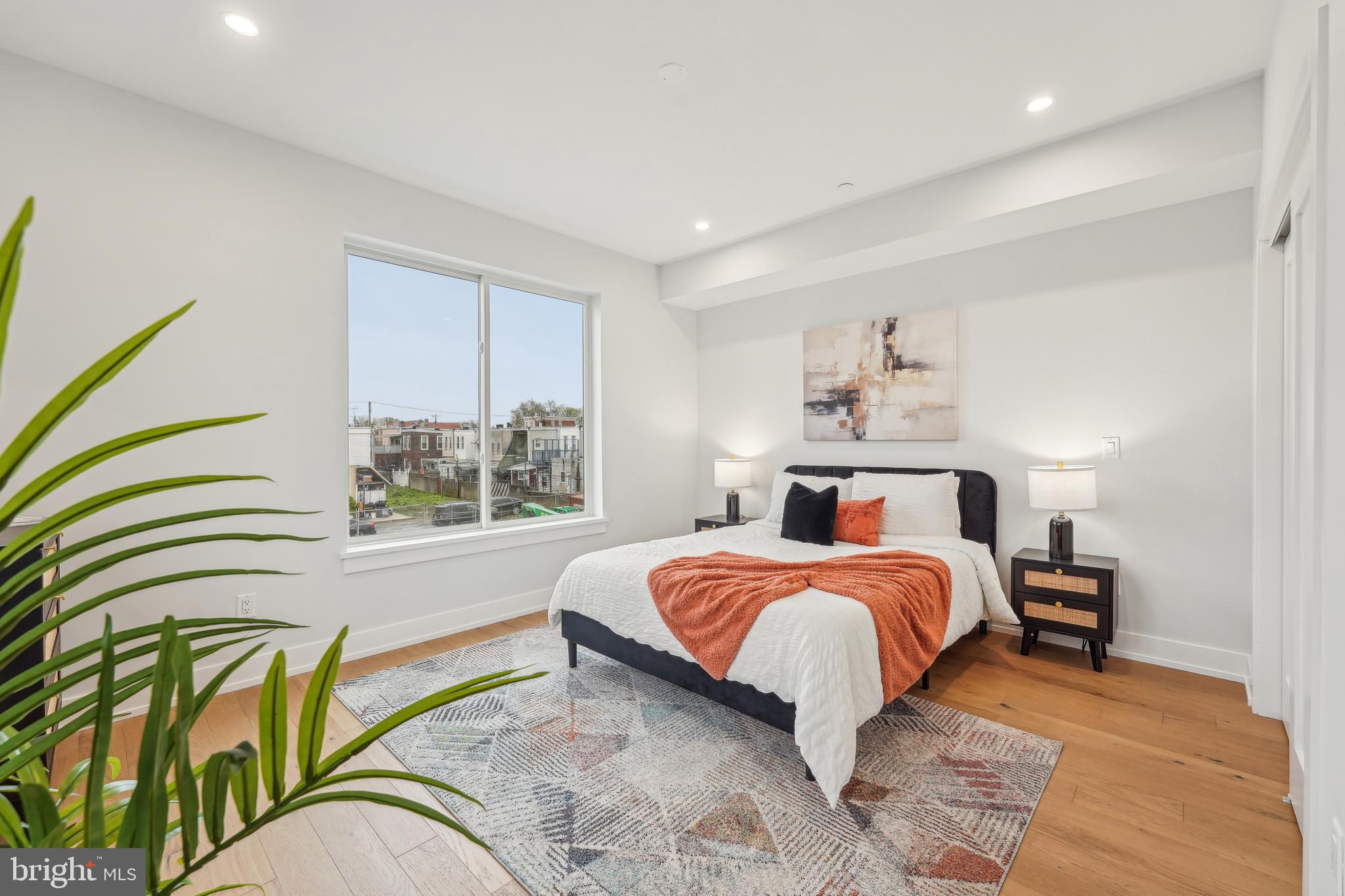 PORT RICHMOND - Residential