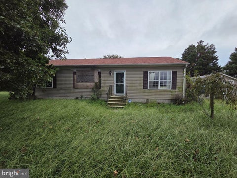Homes For Sale - 8344 Sharptown Road<br/> LAUREL, DE 19956